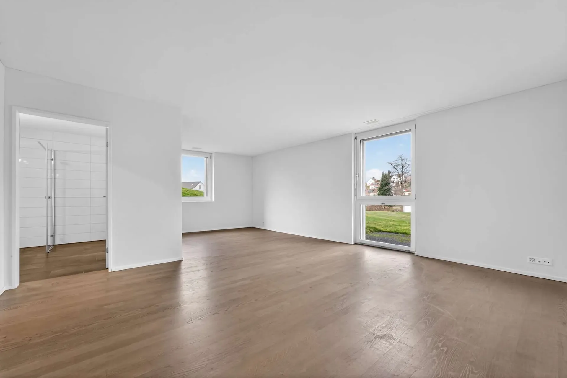 Modern 1.5-room ground floor apartment
