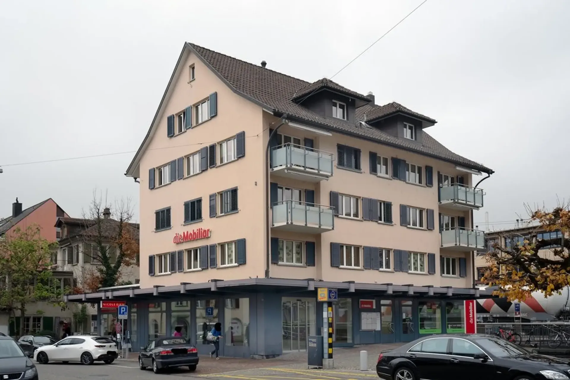 Your new home on Lake Zurich