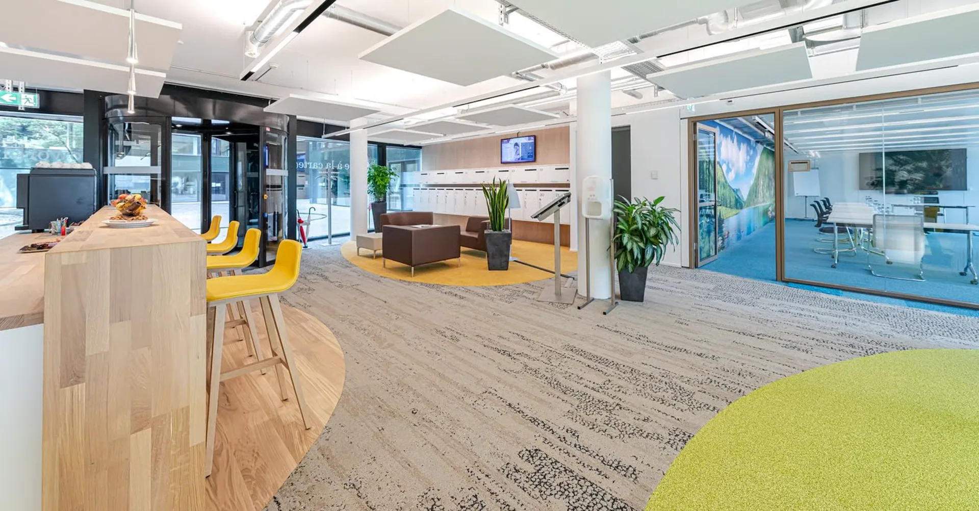 Flexibles bezugsbereites Büro mit 2 Arbeitsplätzen und div. Services