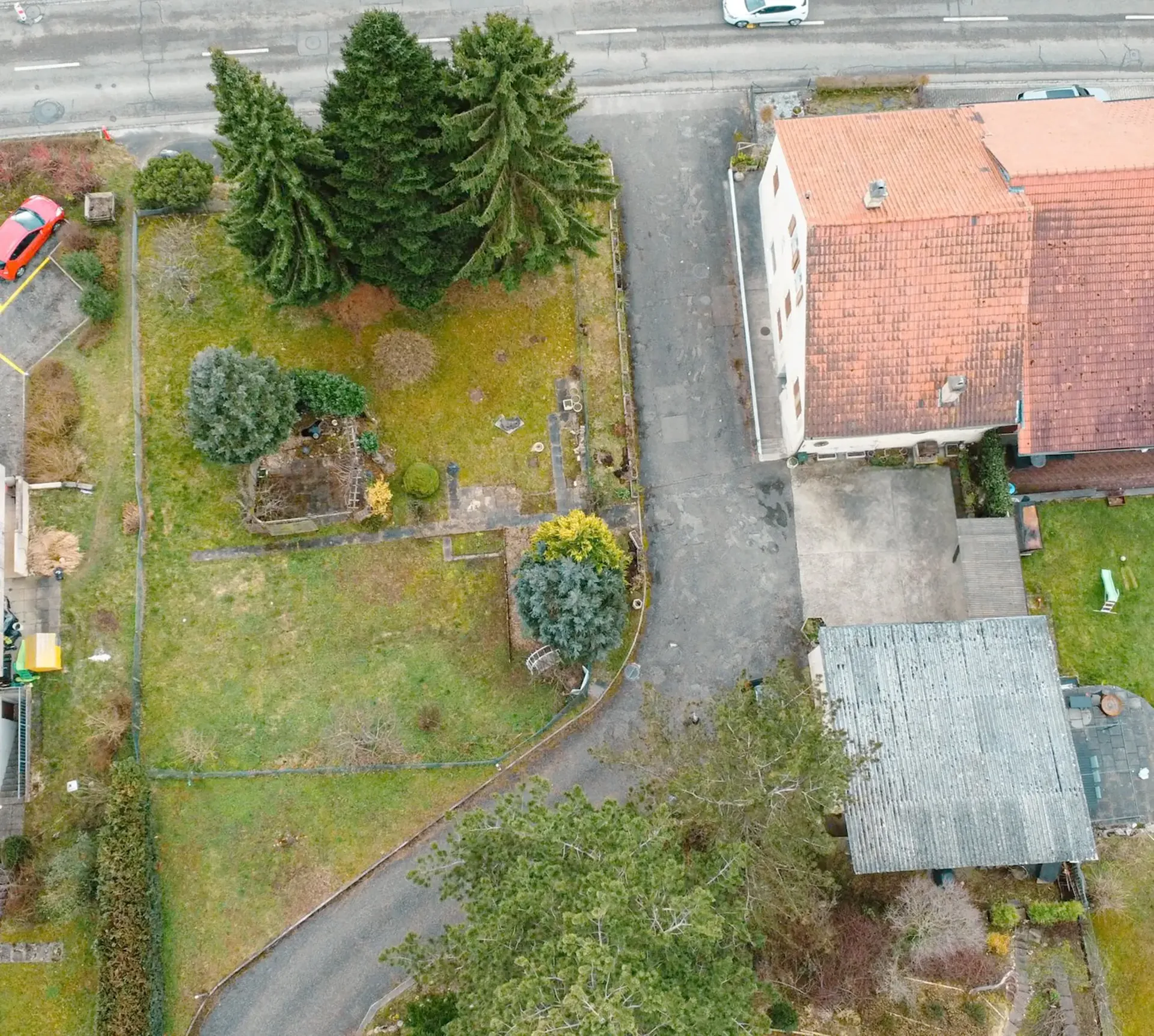 Terrain de construction spacieux et ensoleillé à Hofstetten-Flüh