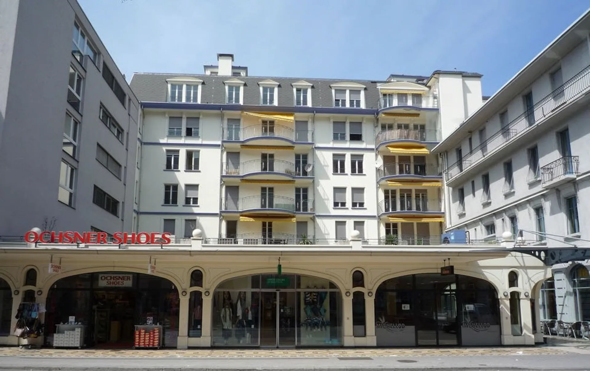 Not to be missed! Magnificent accommodation close to all amenities!