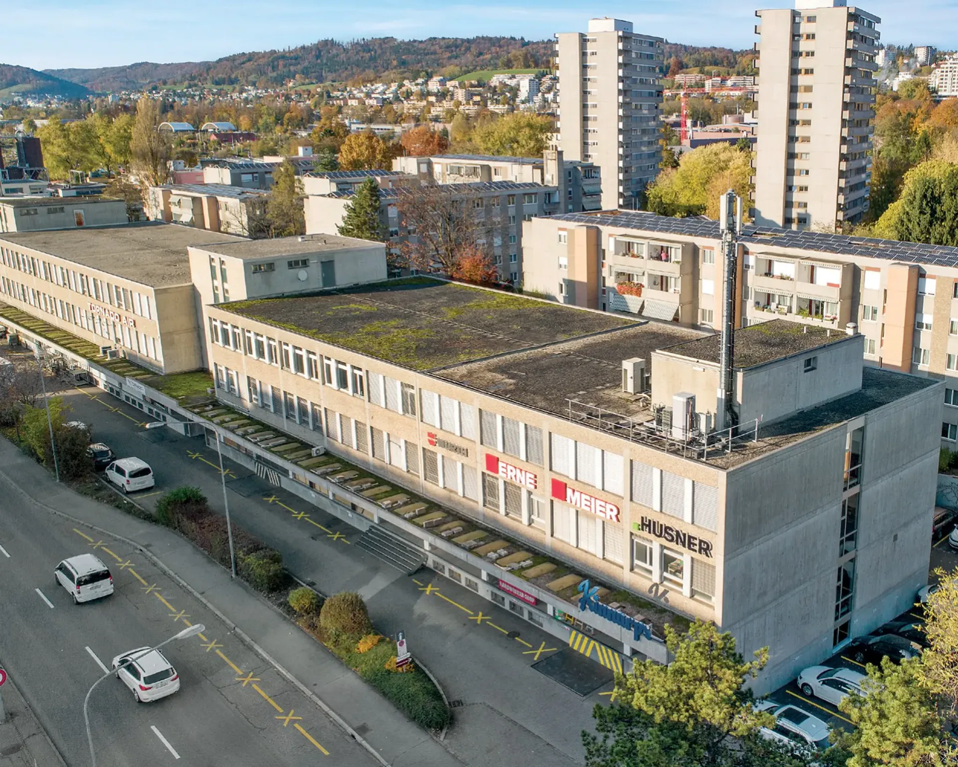 SPAZIO PER LE TUE IDEE - spazio commerciale polivalente a Zürich Altstetten