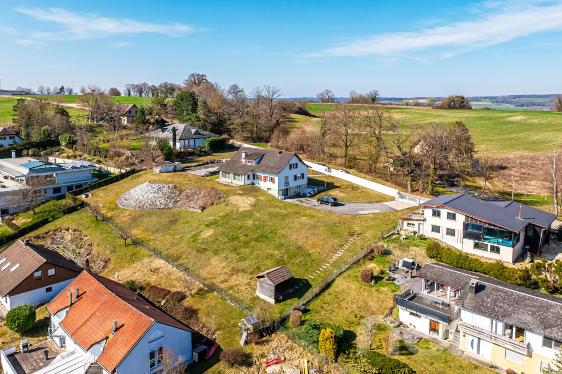 Villa di lusso, grande giardino e vista panoramica
