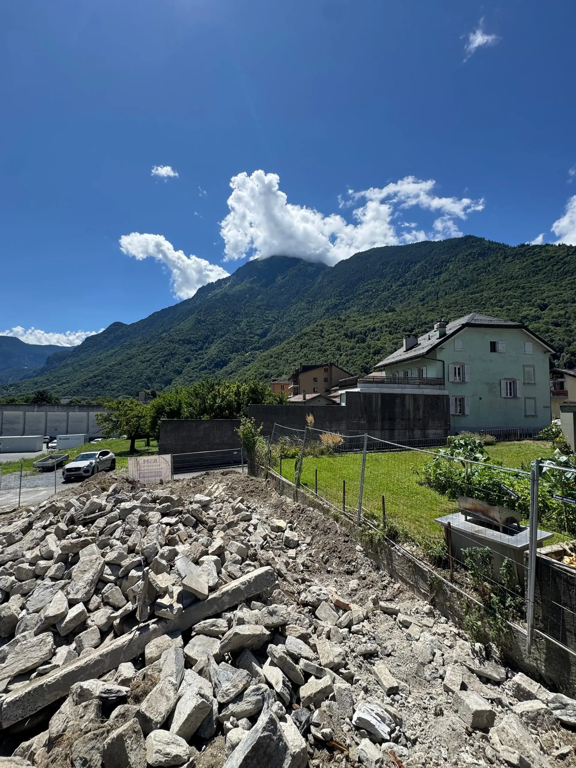 Superbe appartement neuf de 3,5 pièces avec grand balcon à Evionnaz !