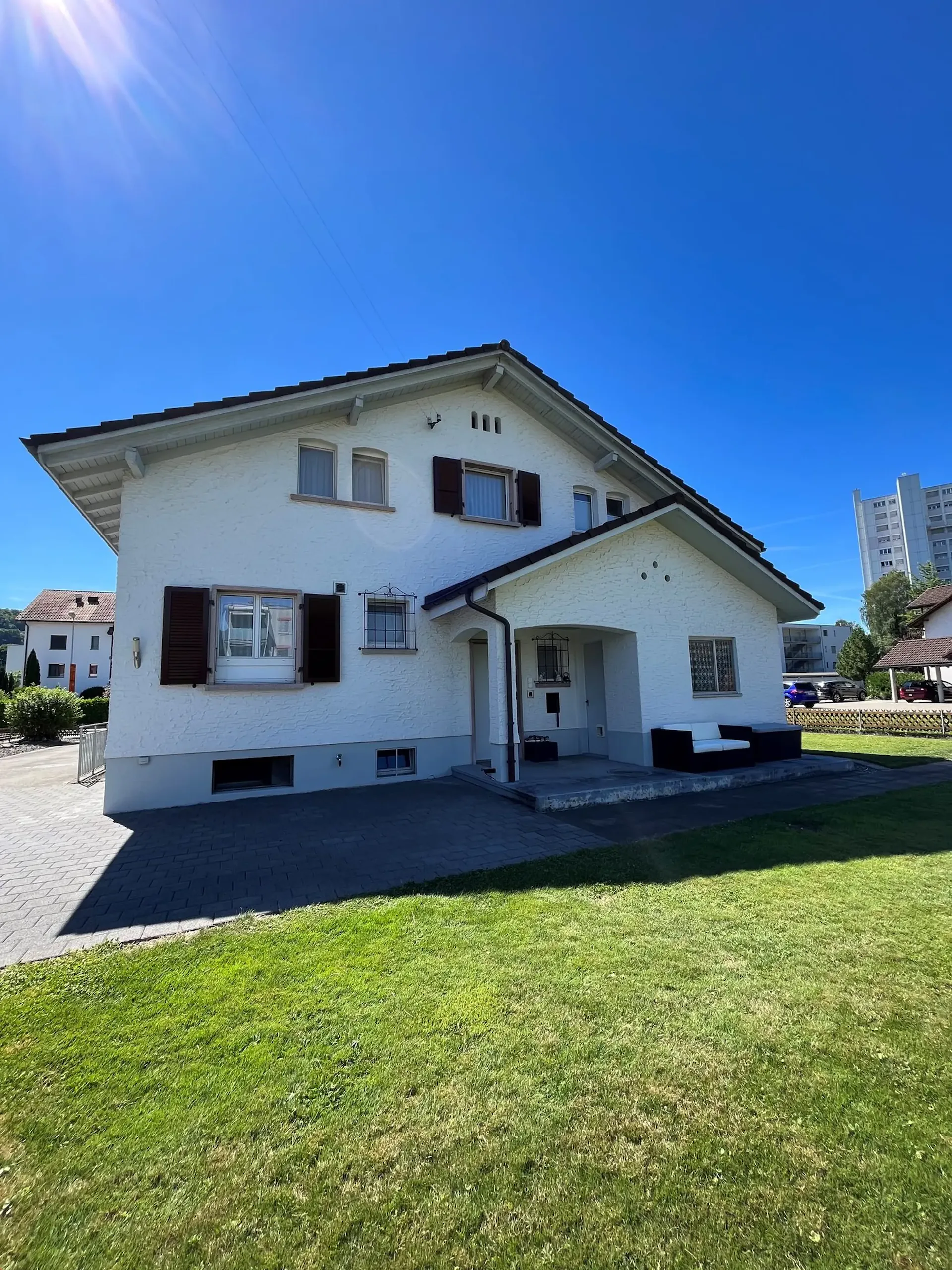 Large single-family house in a beautiful location