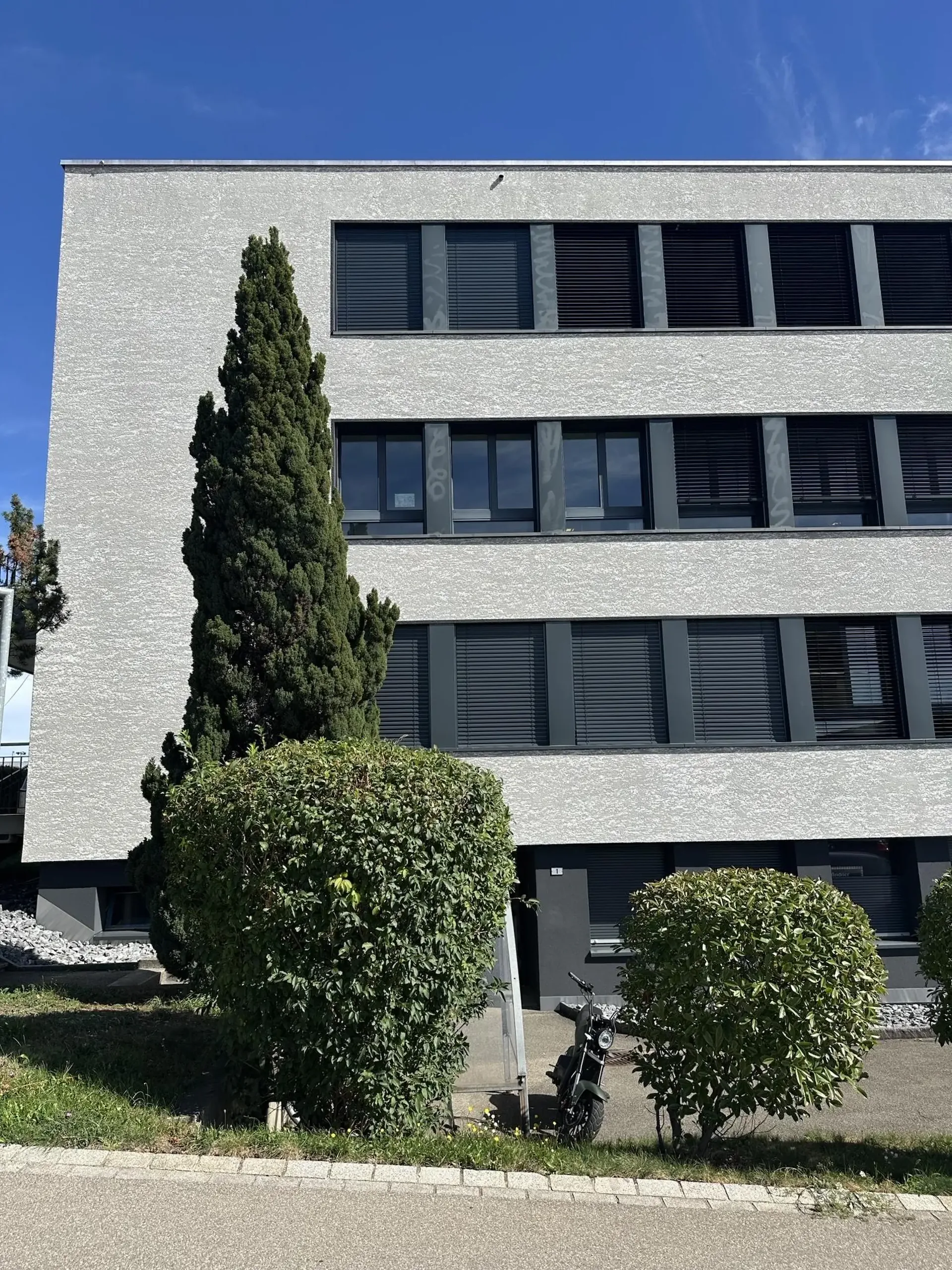 Ufficio piccolo e conveniente