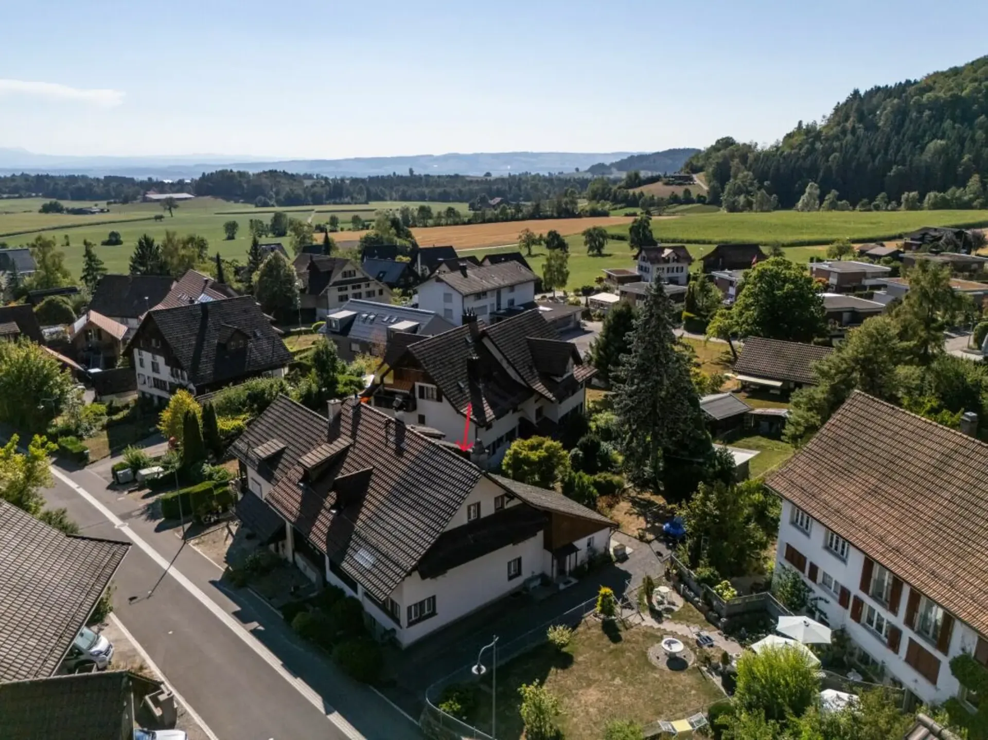 Una casa con carattere - Molto spazio, giardino privato e grande potenziale