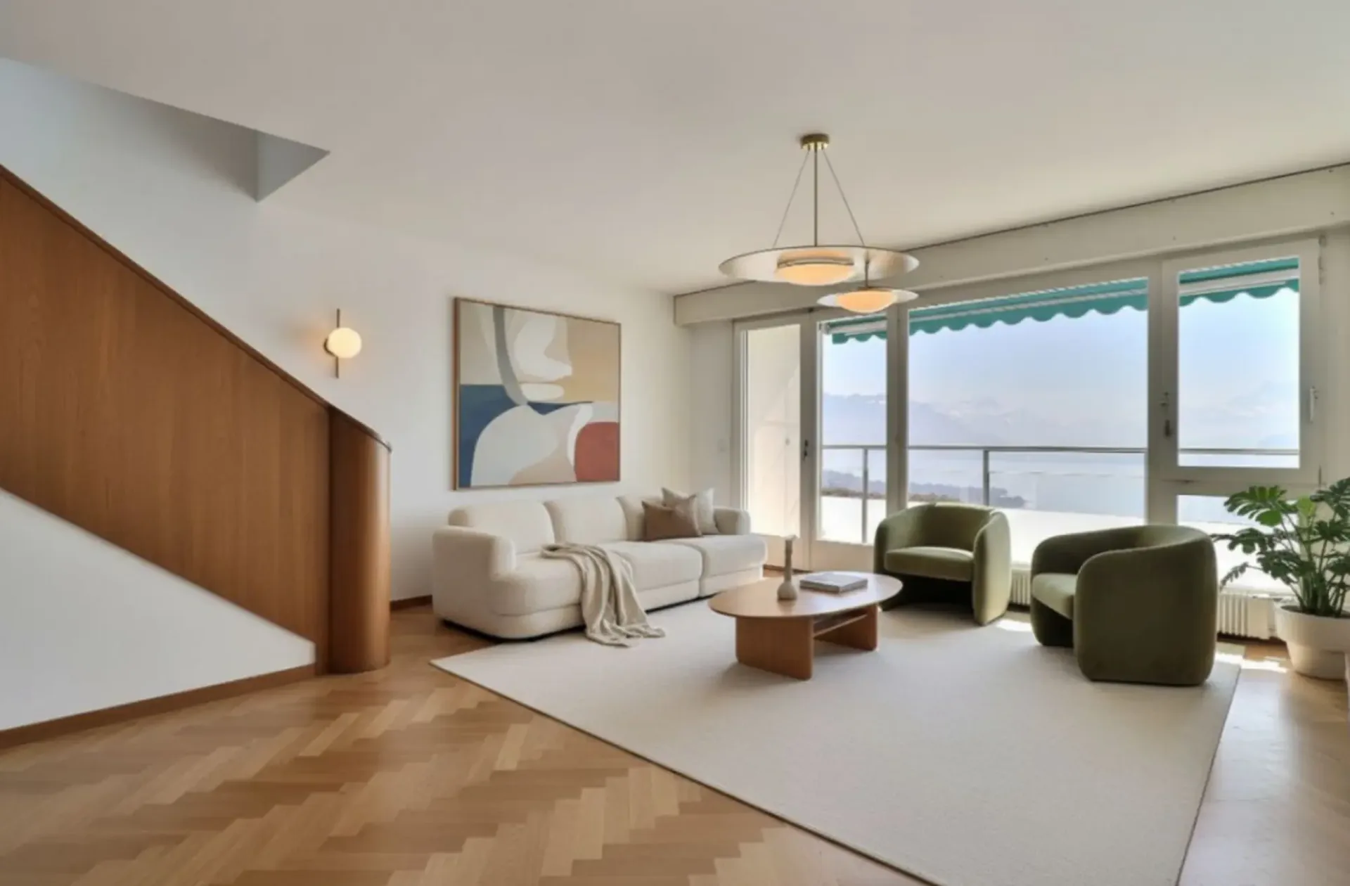 Duplex of 3.5 rooms + office with great potential and breathtaking view