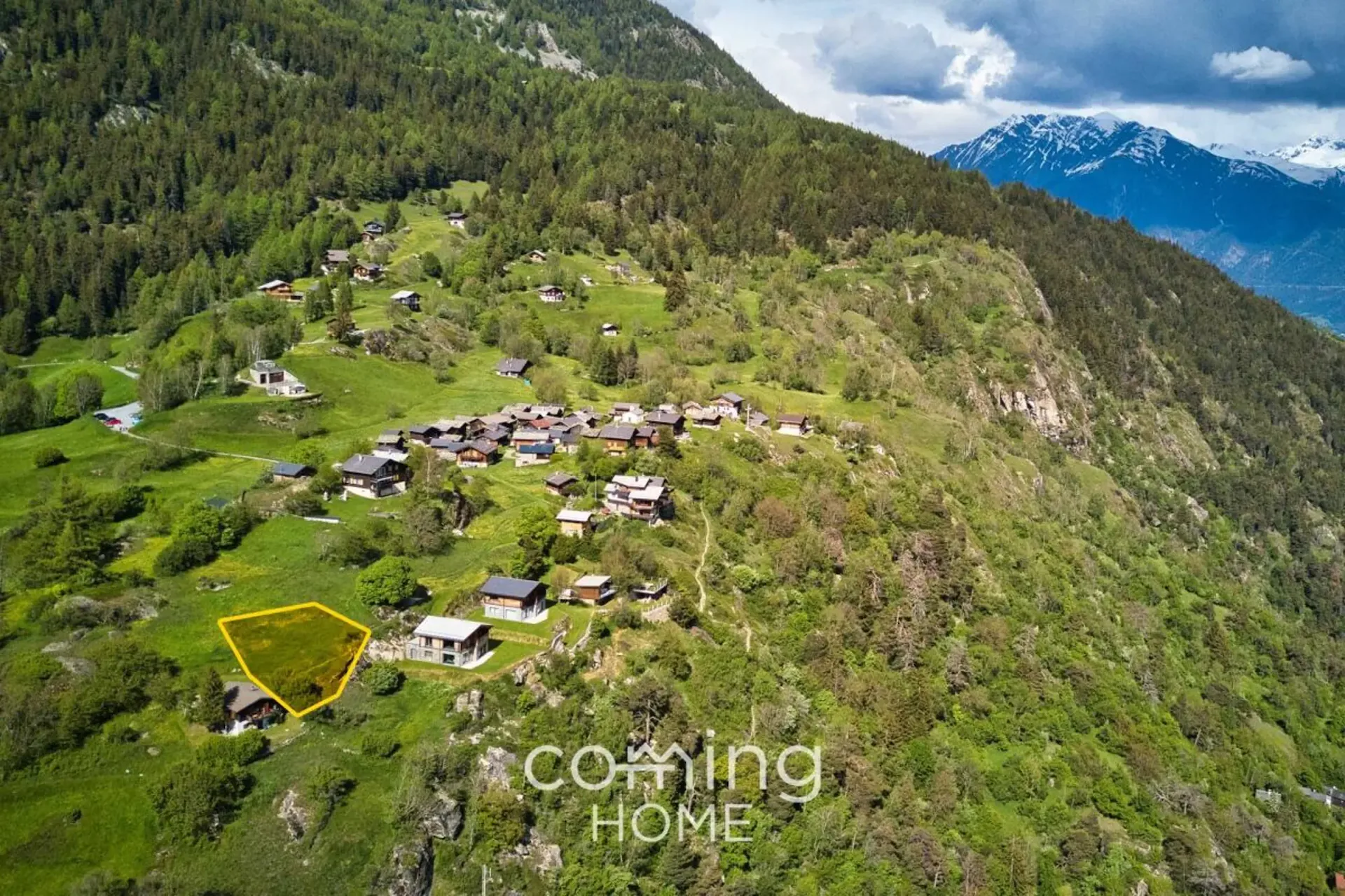 Parcello edificabile soleggiato con panorama montano a Finnen, Eggerberg