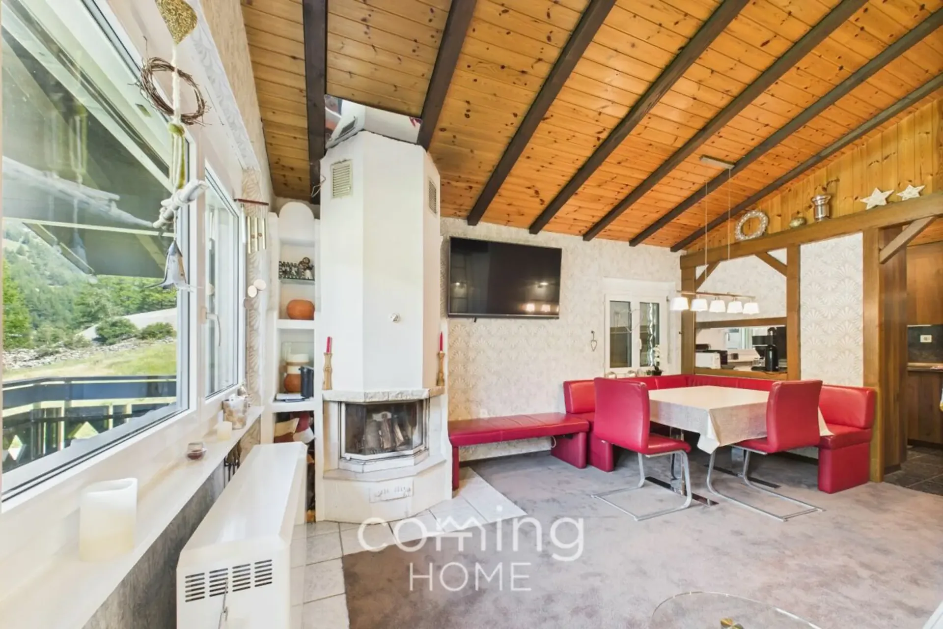 Evenings by the fireplace, mornings with mountain views - 2.5-room flat in Saas-Grund
