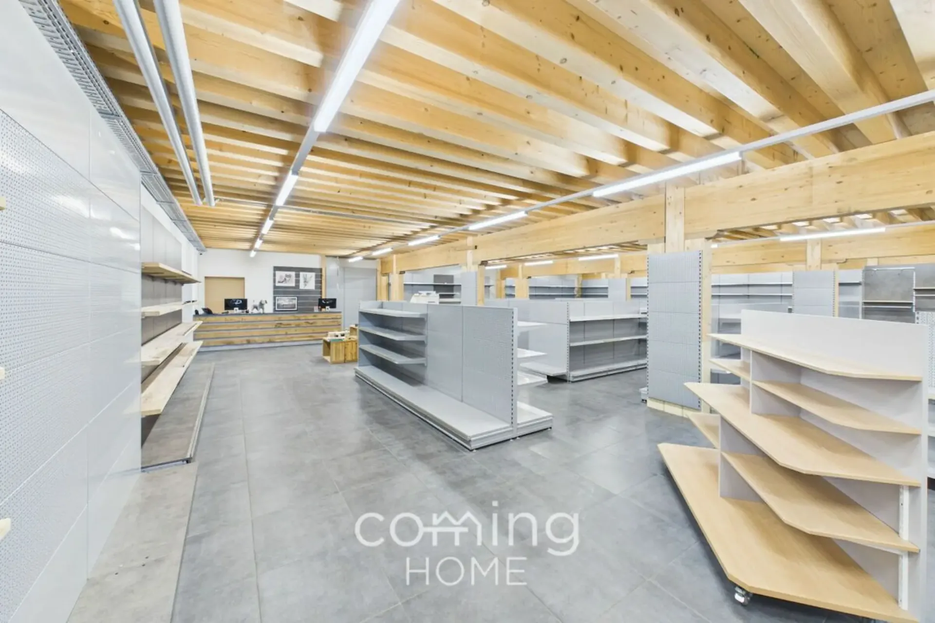 Tutto sotto un unico tetto a Niederbipp - Edificio commerciale con ufficio, magazzino e negozio