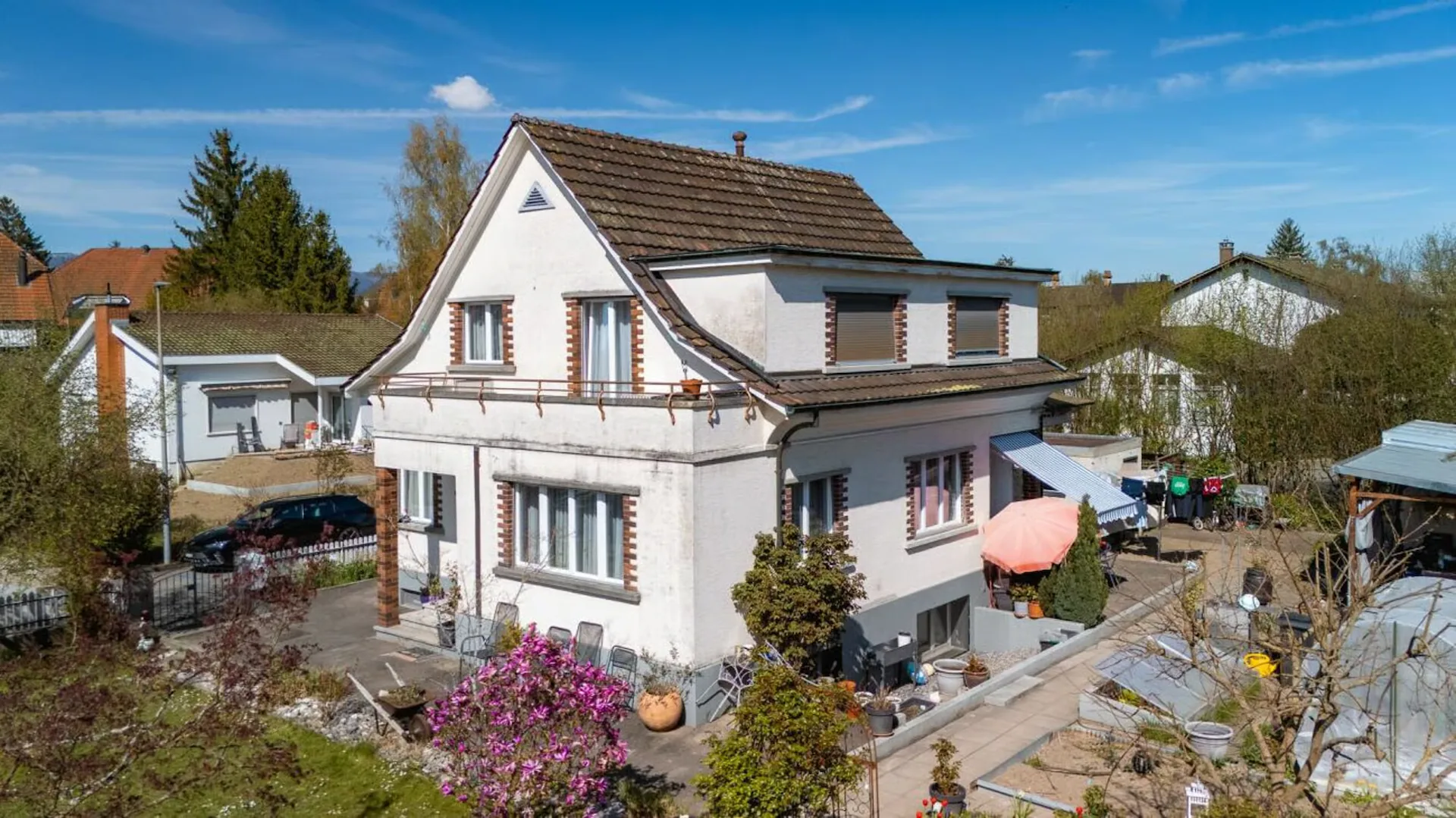 Helle 3-Zimmerwohnung mit zwei Balkonen!