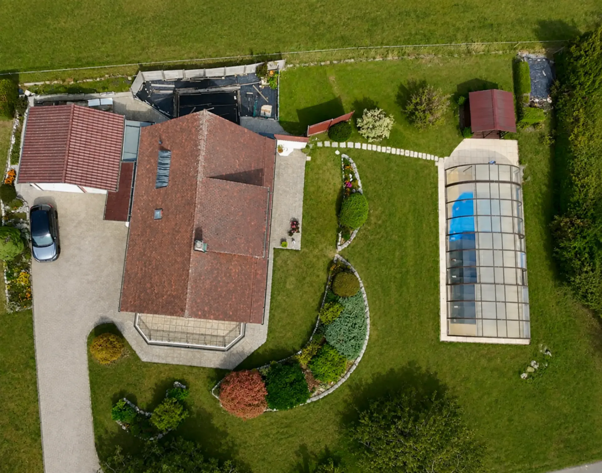 Villa indipendente con piscina a Mollie-Margot