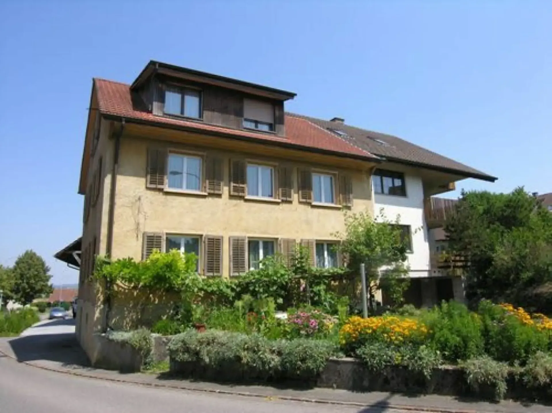 Attraktive 4.0-Zimmer-Wohnung in ländlicher Umgebung