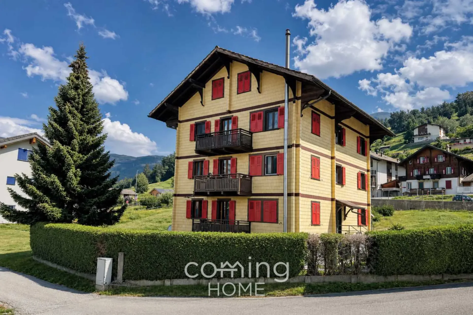 Sunny 4.5-room apartment with panoramic mountain views in Eischoll