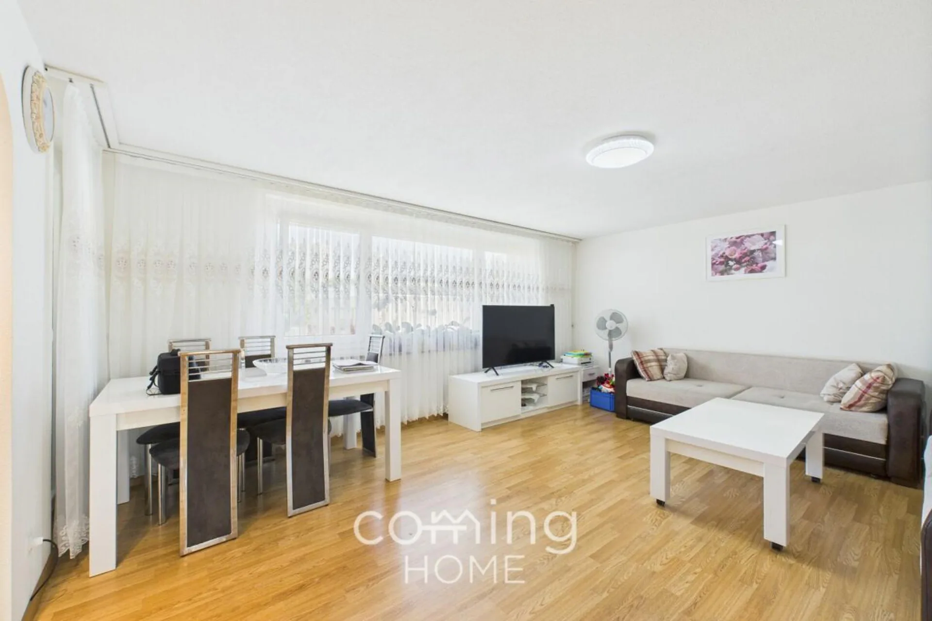 3.5-Zimmer-Wohnung in Reinach - Garage, Spielplatz und ruhige Familienlage
