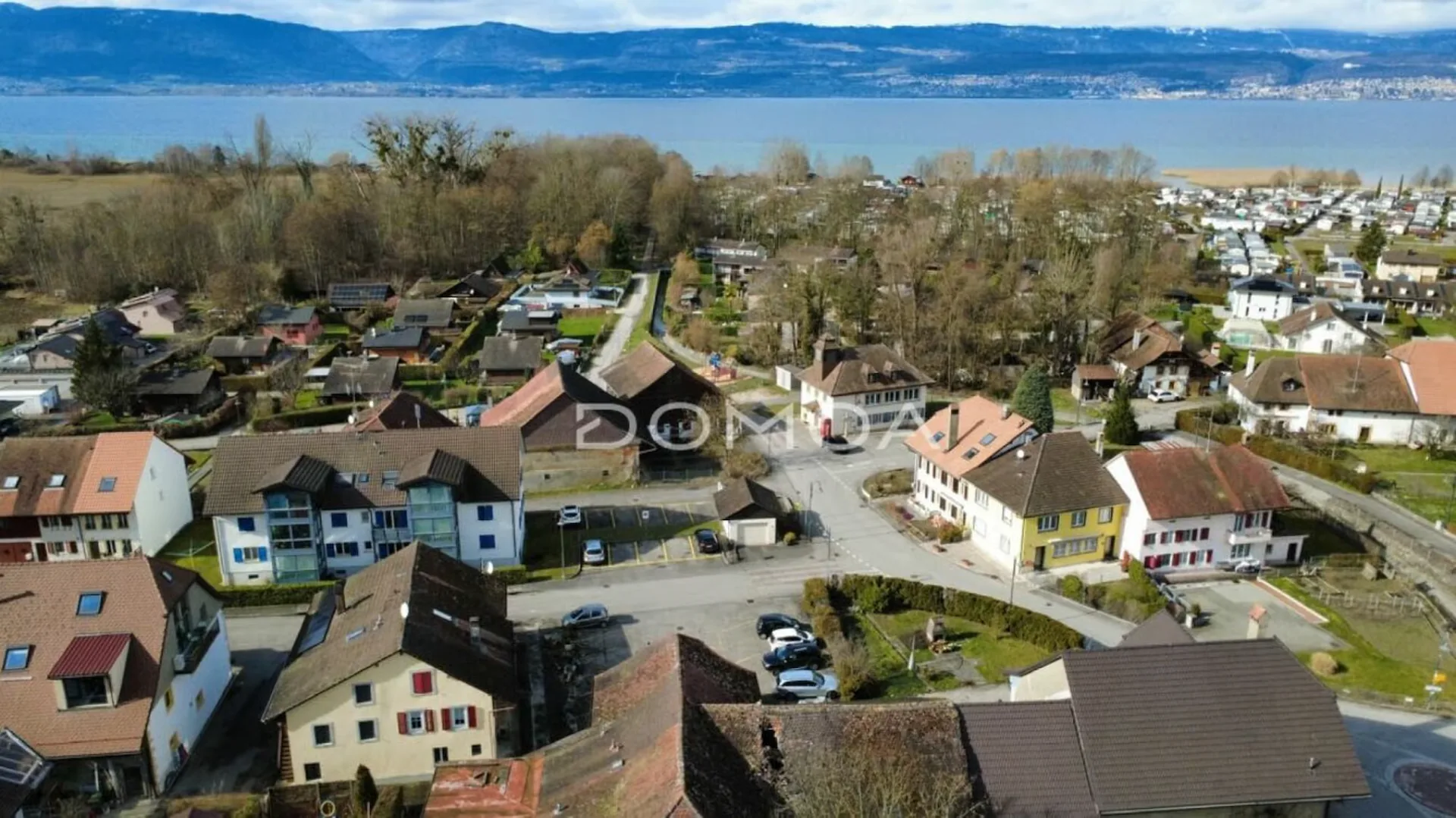 Projekt zur Renovierung mit gültiger Baugenehmigung - Zentrum von Delley-Portalban