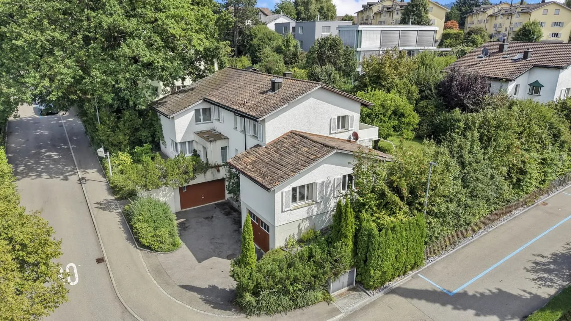 Spacious single-family house in Rotmonten with great potential