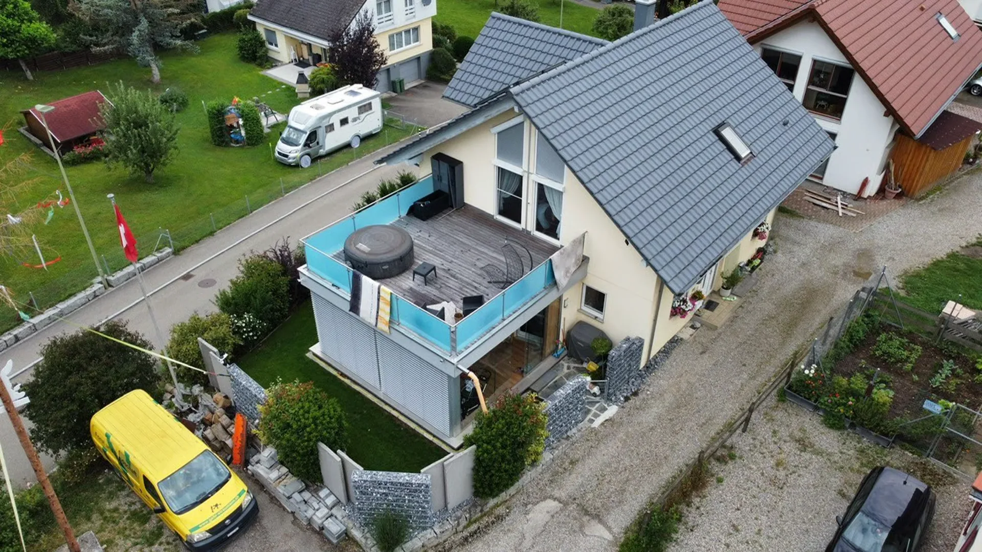 Spacious 4.5-room single-family house with winter garden