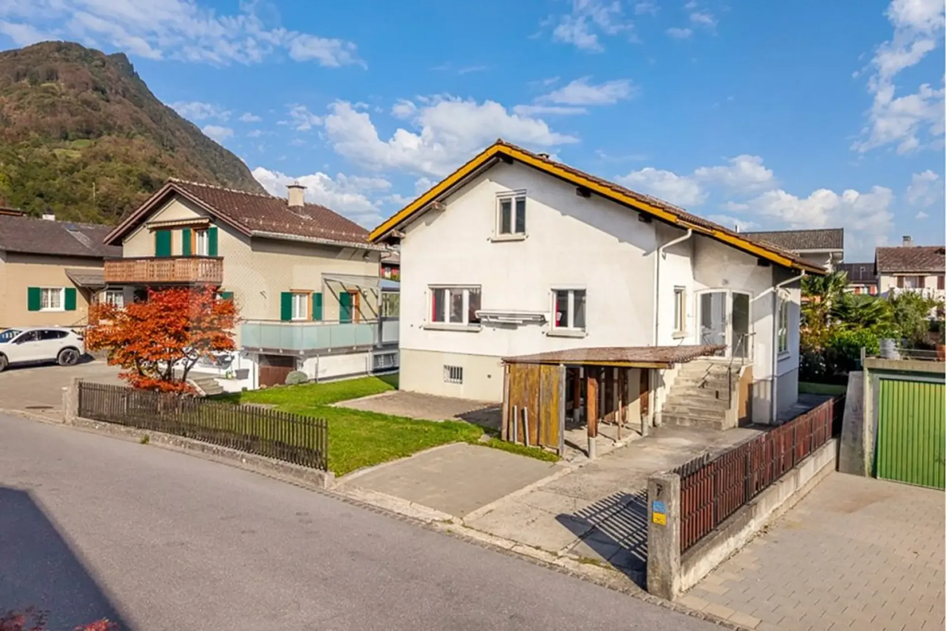 Petite maison unifamiliale nécessitant une rénovation
