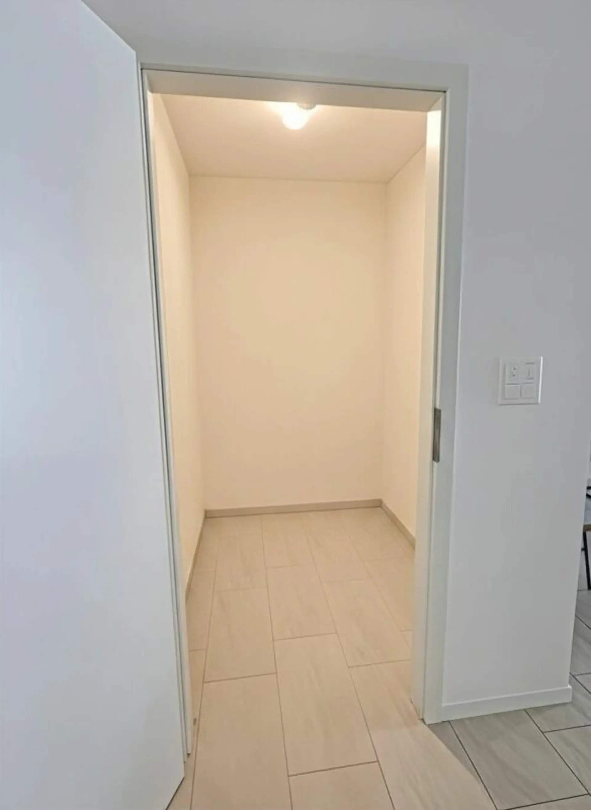 Exklusiv - Schöne Wohnung in grüner Umgebung