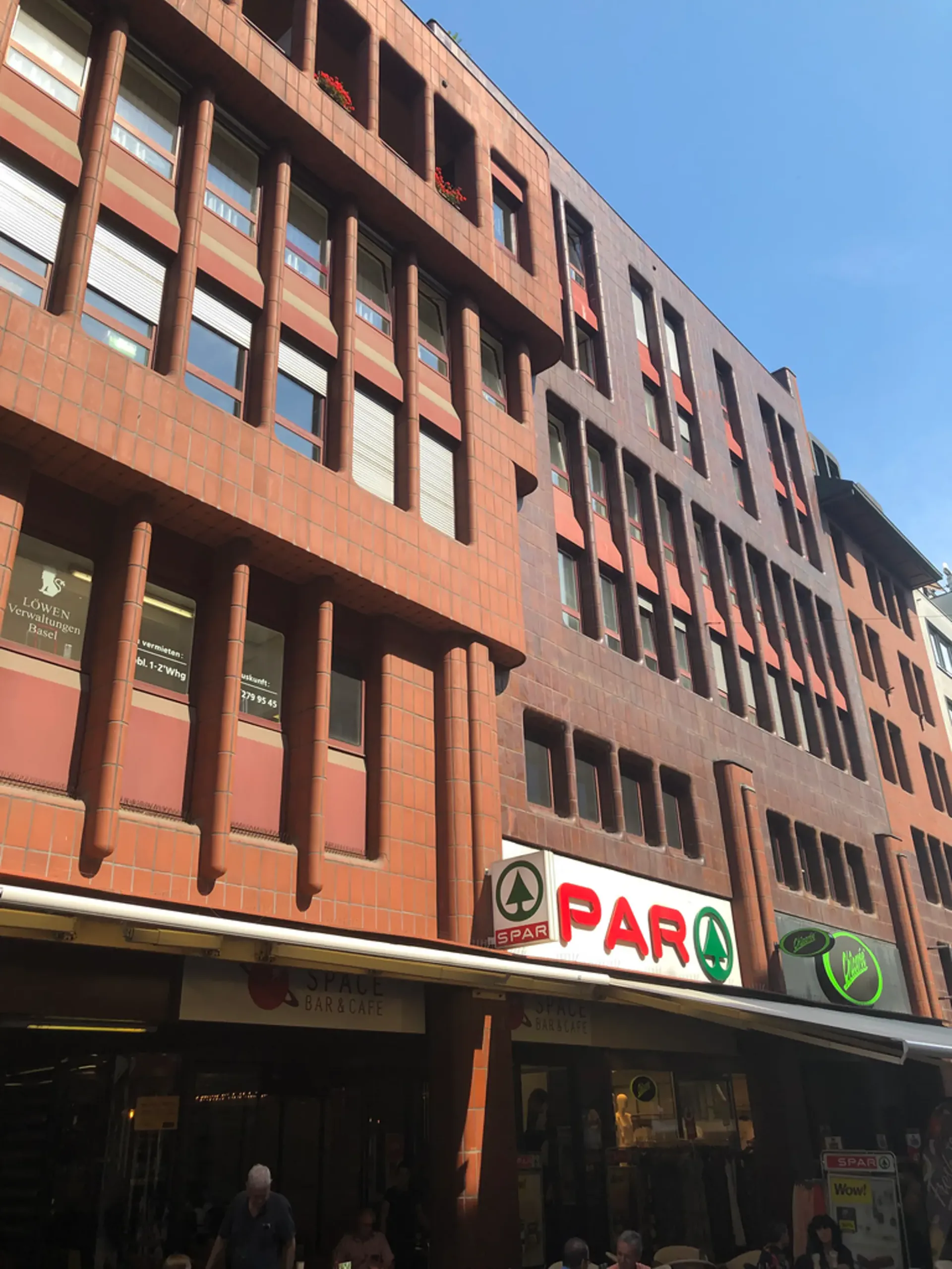 Günstige Büroräumlichkeiten inmitten der Innenstadt