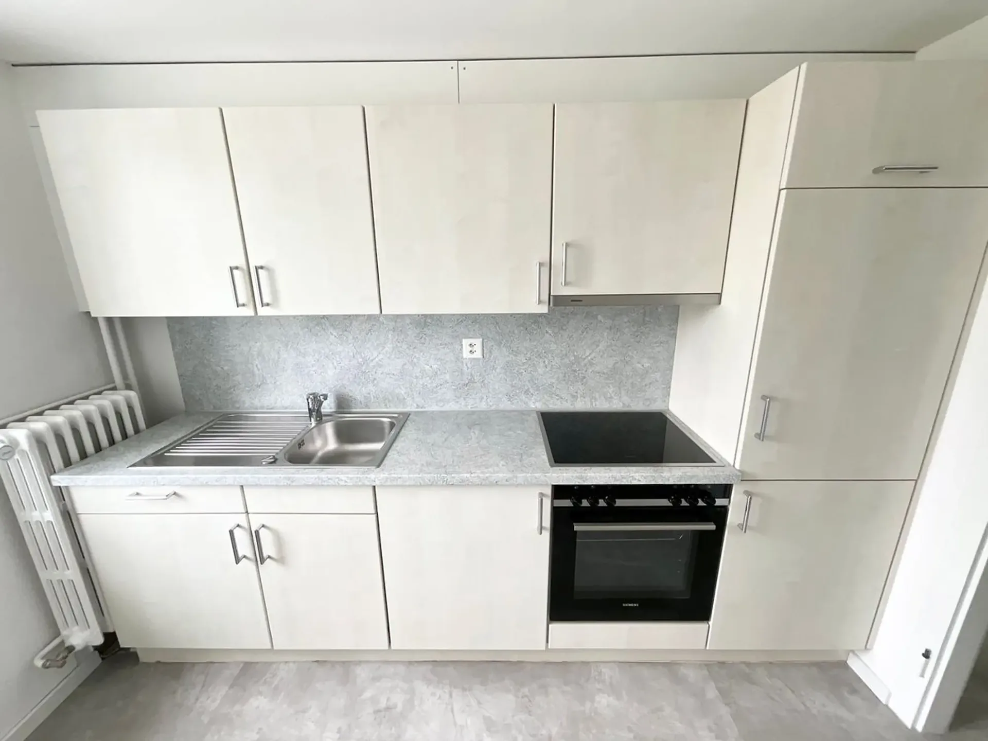 Wohnung mit 3 Zimmern und privater Terrasse renoviert