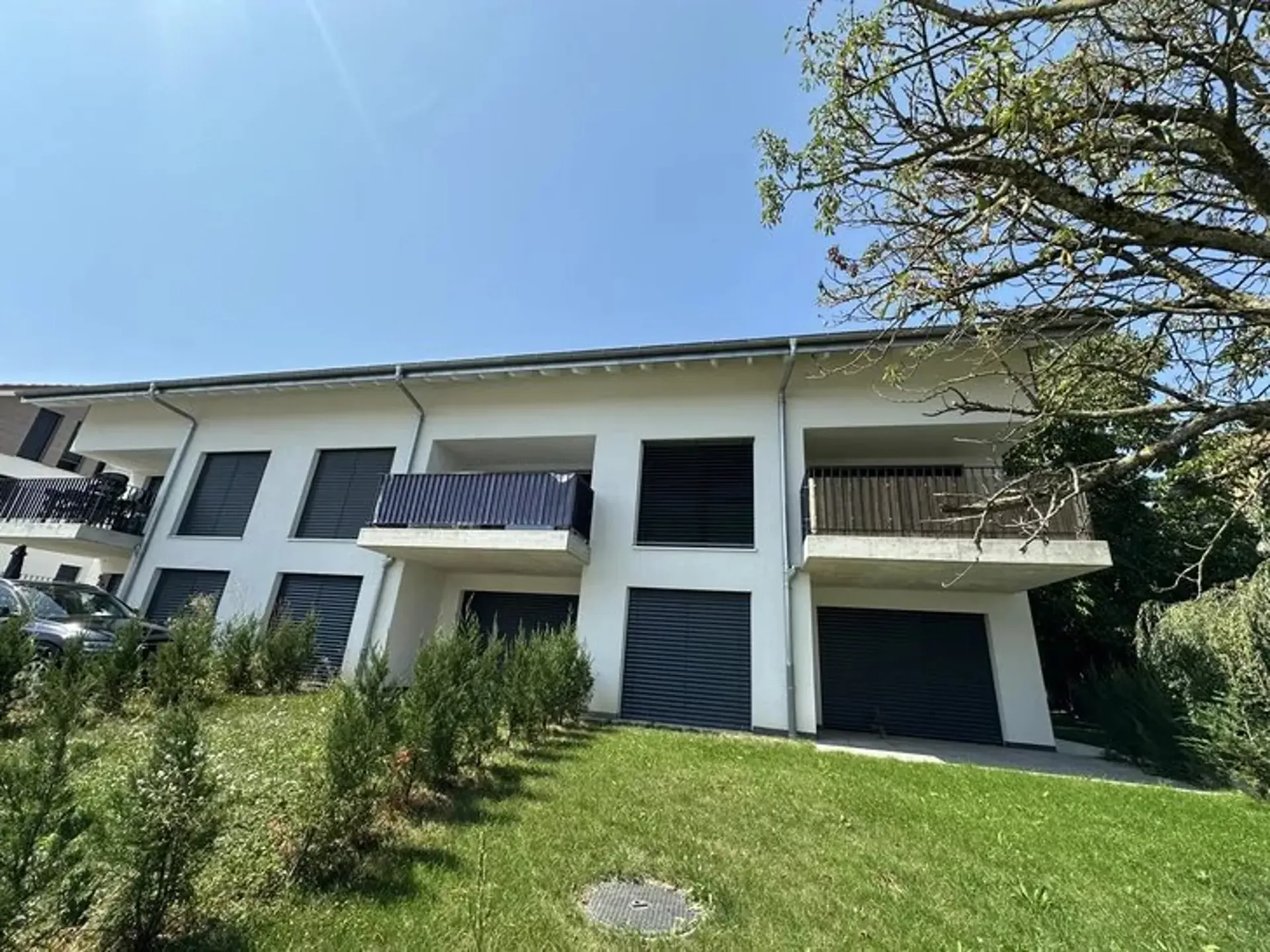 Wohnung mit 4.5 Zimmern im 2. Stock