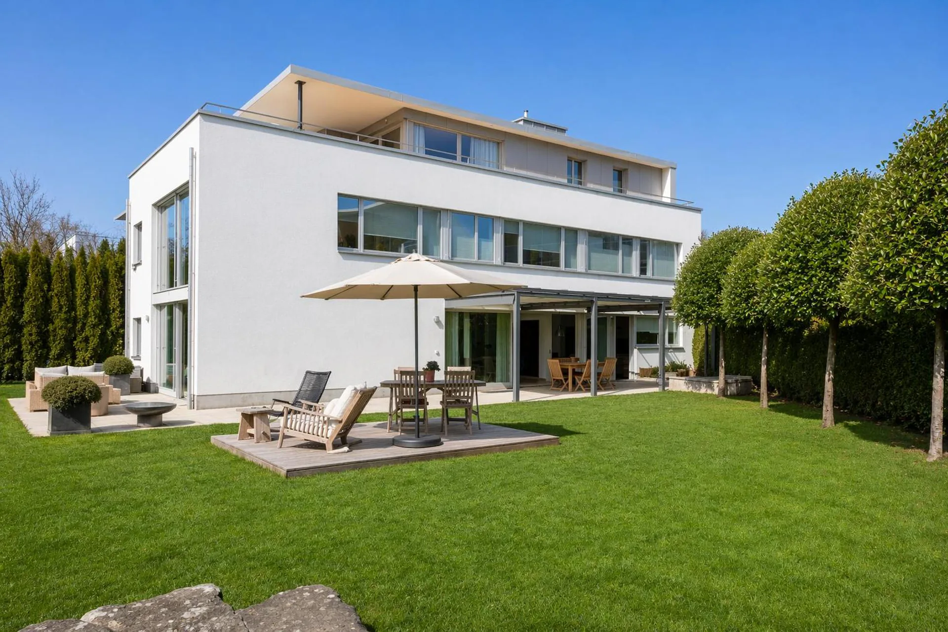 Casa unifamiliare moderna da 6½ a 7½ locali a Küsnacht.