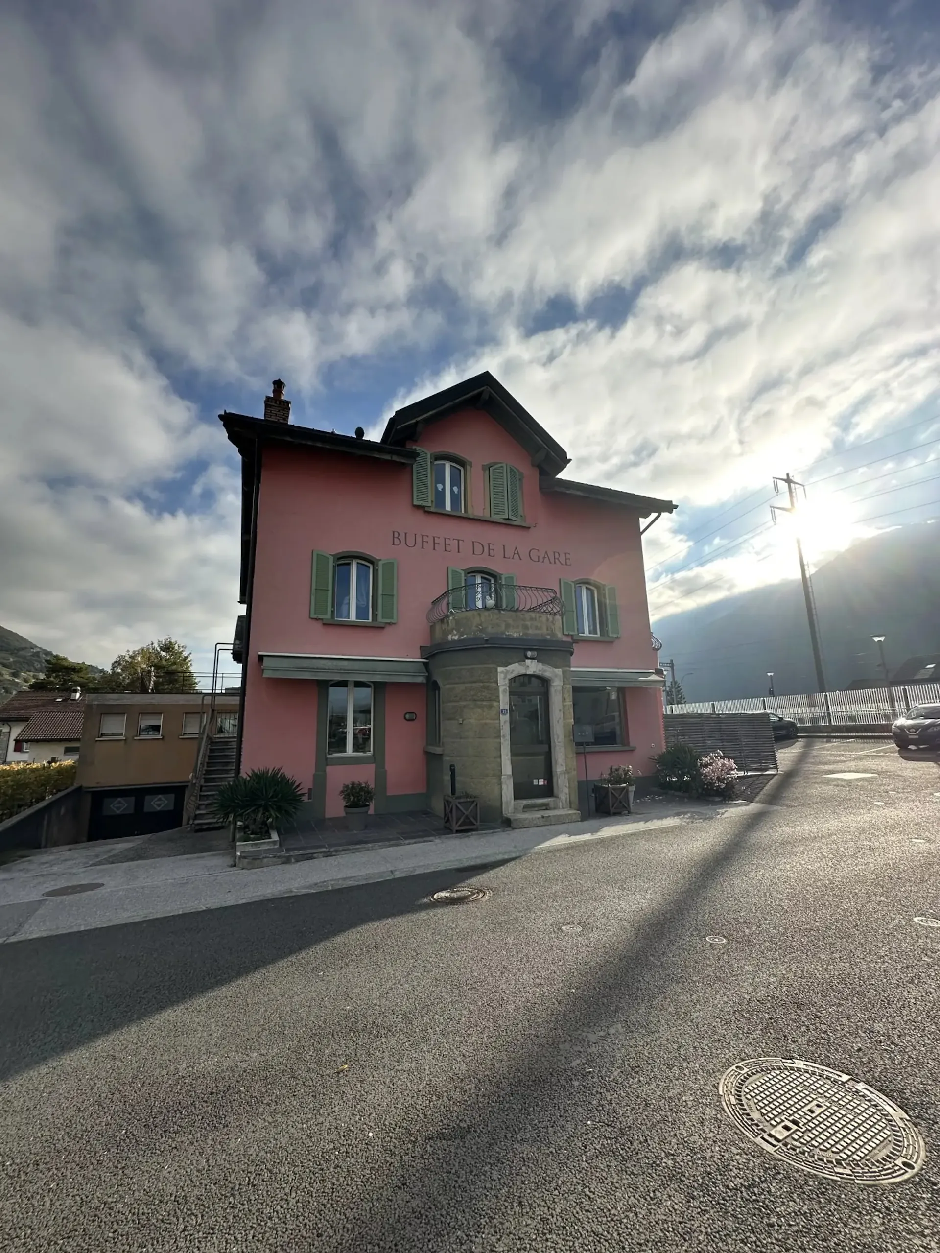 Lokal mit hohem Potenzial ? Ehemaliges Bahnhofsbuffet