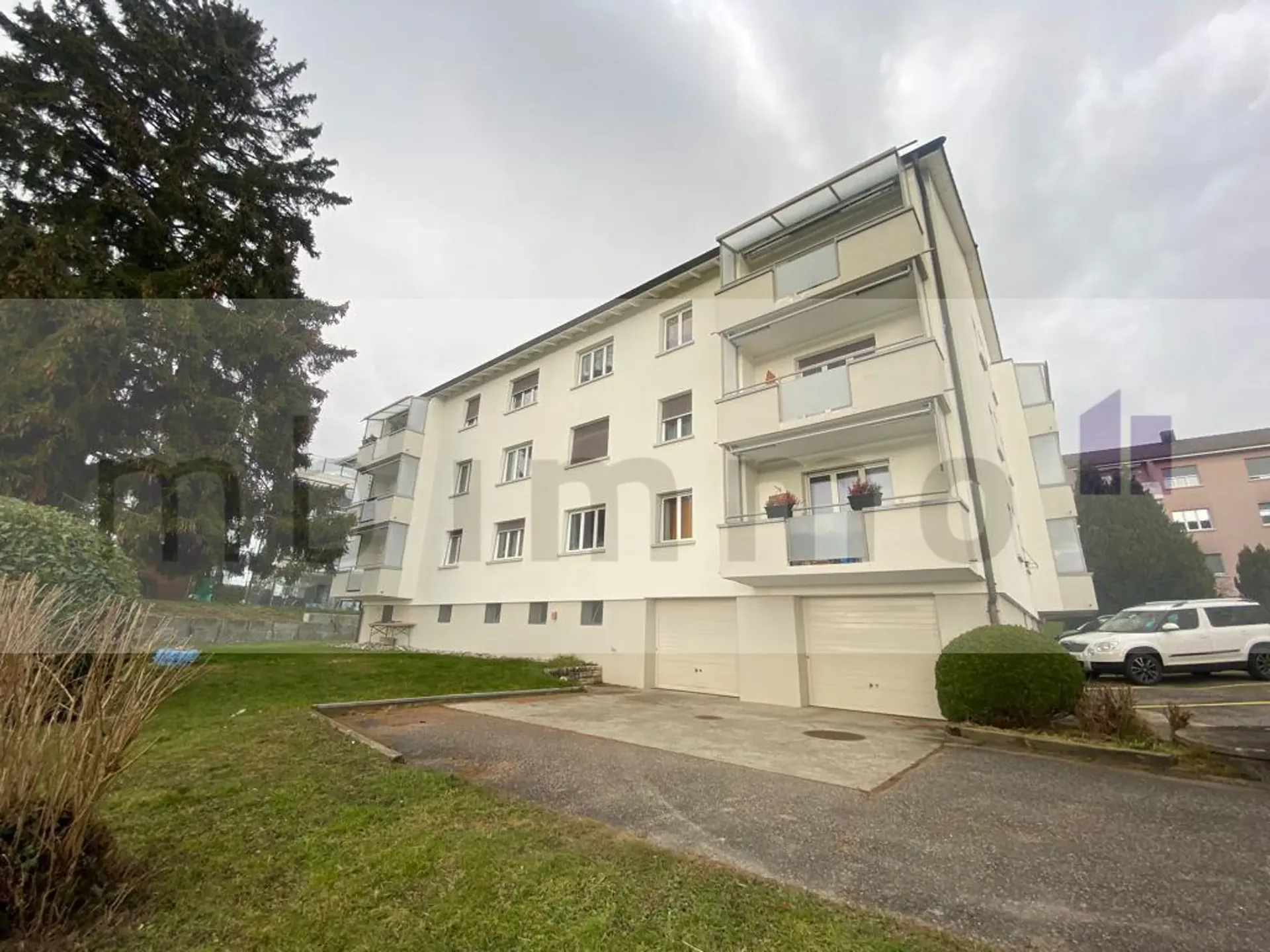 Appartement 3 pièces à louer avec balcon