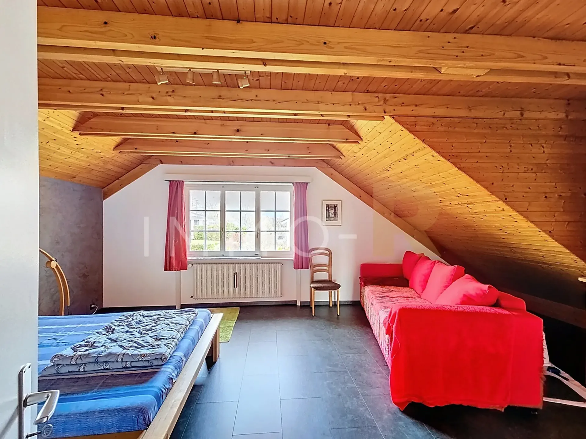 Maison individuelle avec vue Alpes sur parcelle de 800 m²