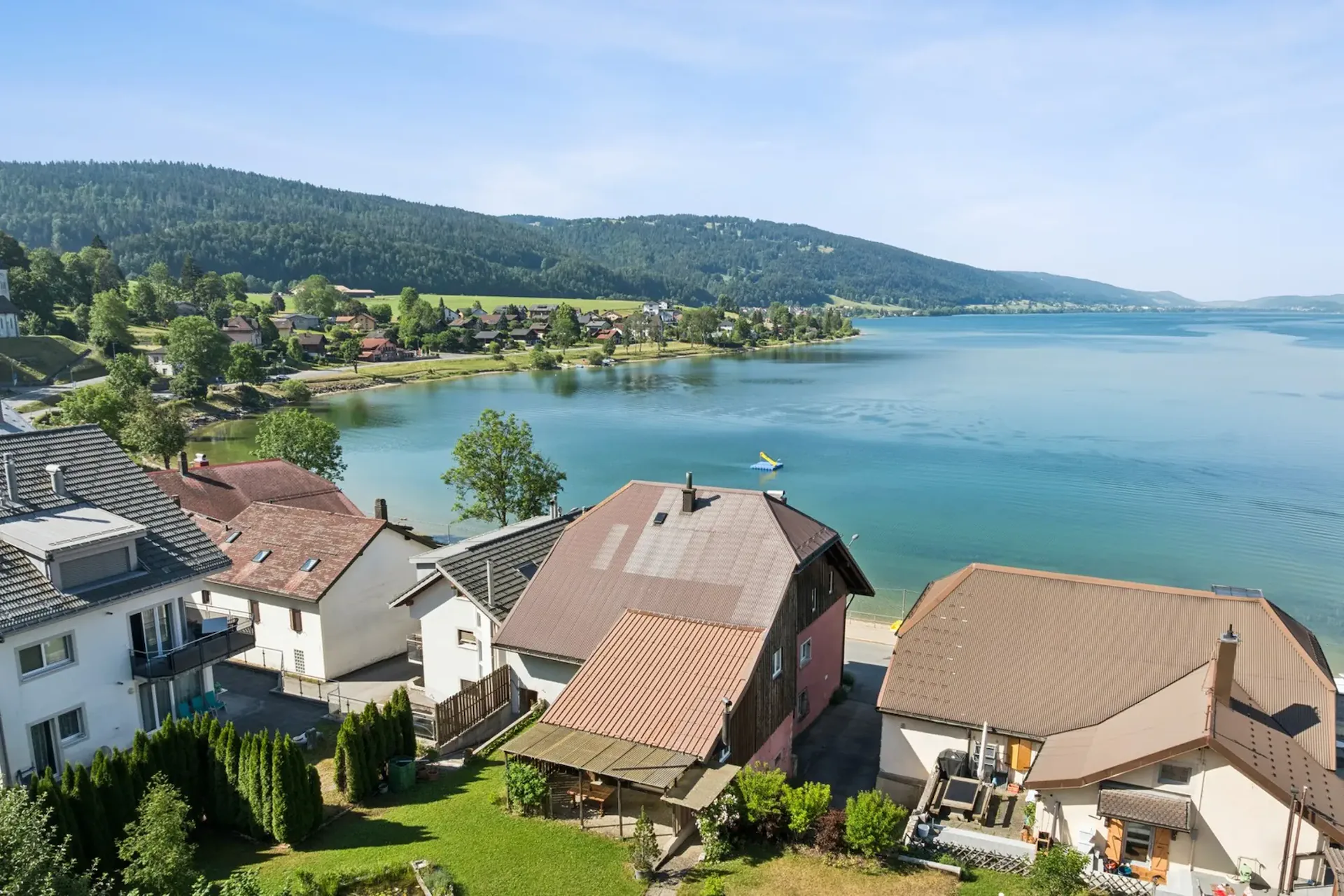 Edificio con potenziale promozionale - vista impareggiabile sul lago di Joux