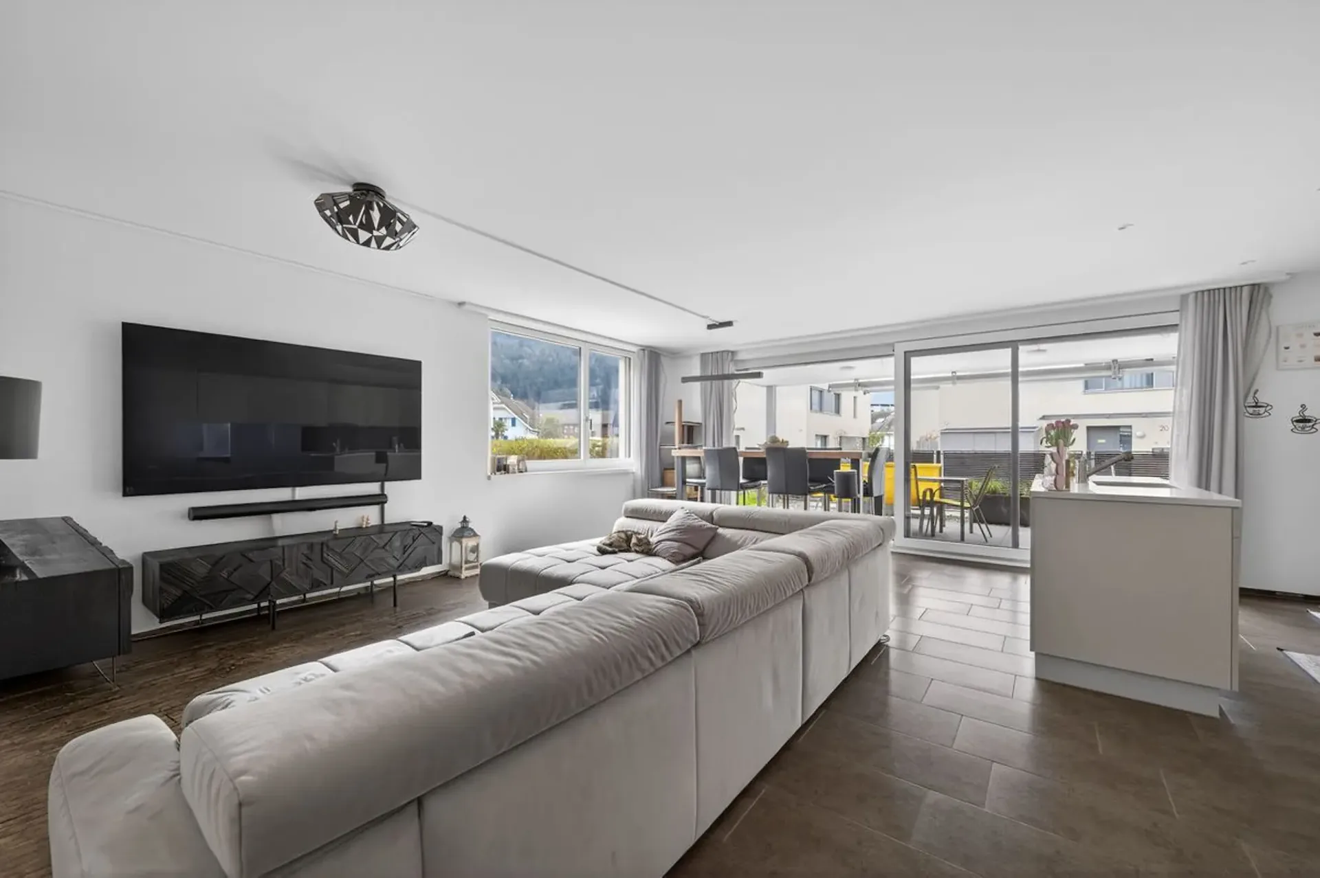 Appartement avec jardin dans un quartier familial - échange de propriété possible !