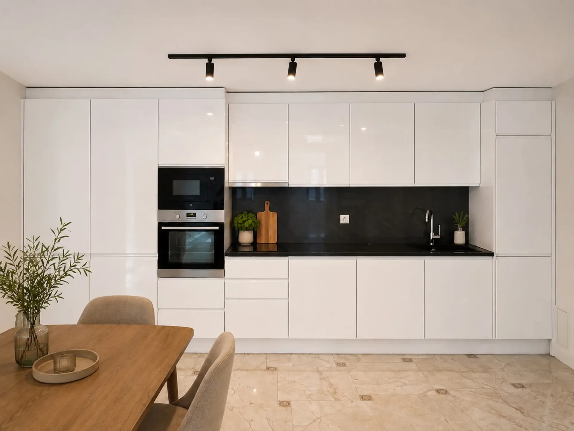 Charmanter renovierter 4,5-Zimmer-Wohnung