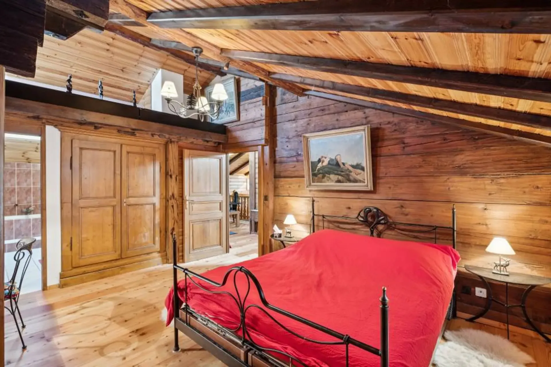 Charmanter Chalet mit zwei Wohnungen und authentischem Charme