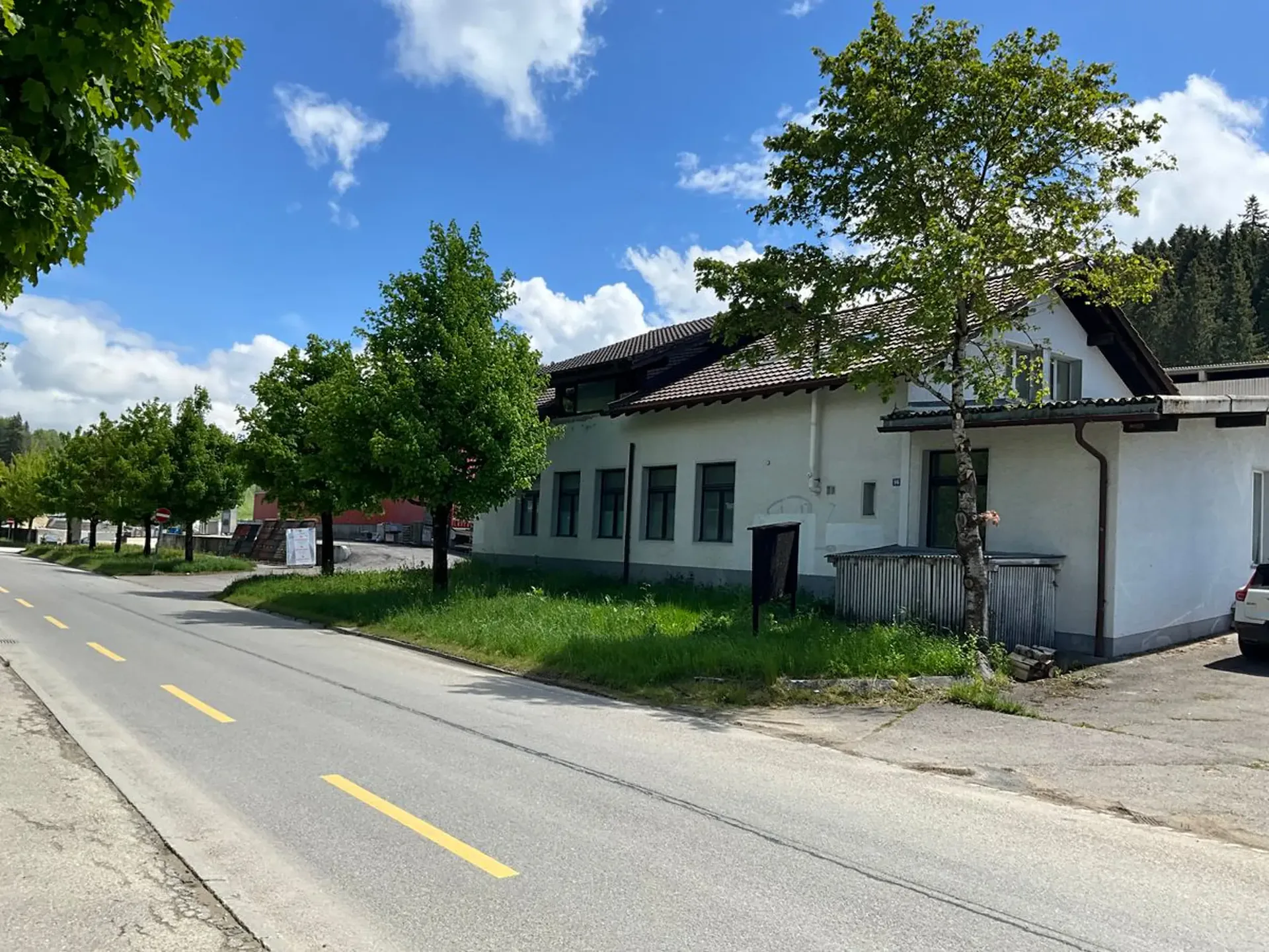 Idealer Standort für Handwerk und Verwaltung