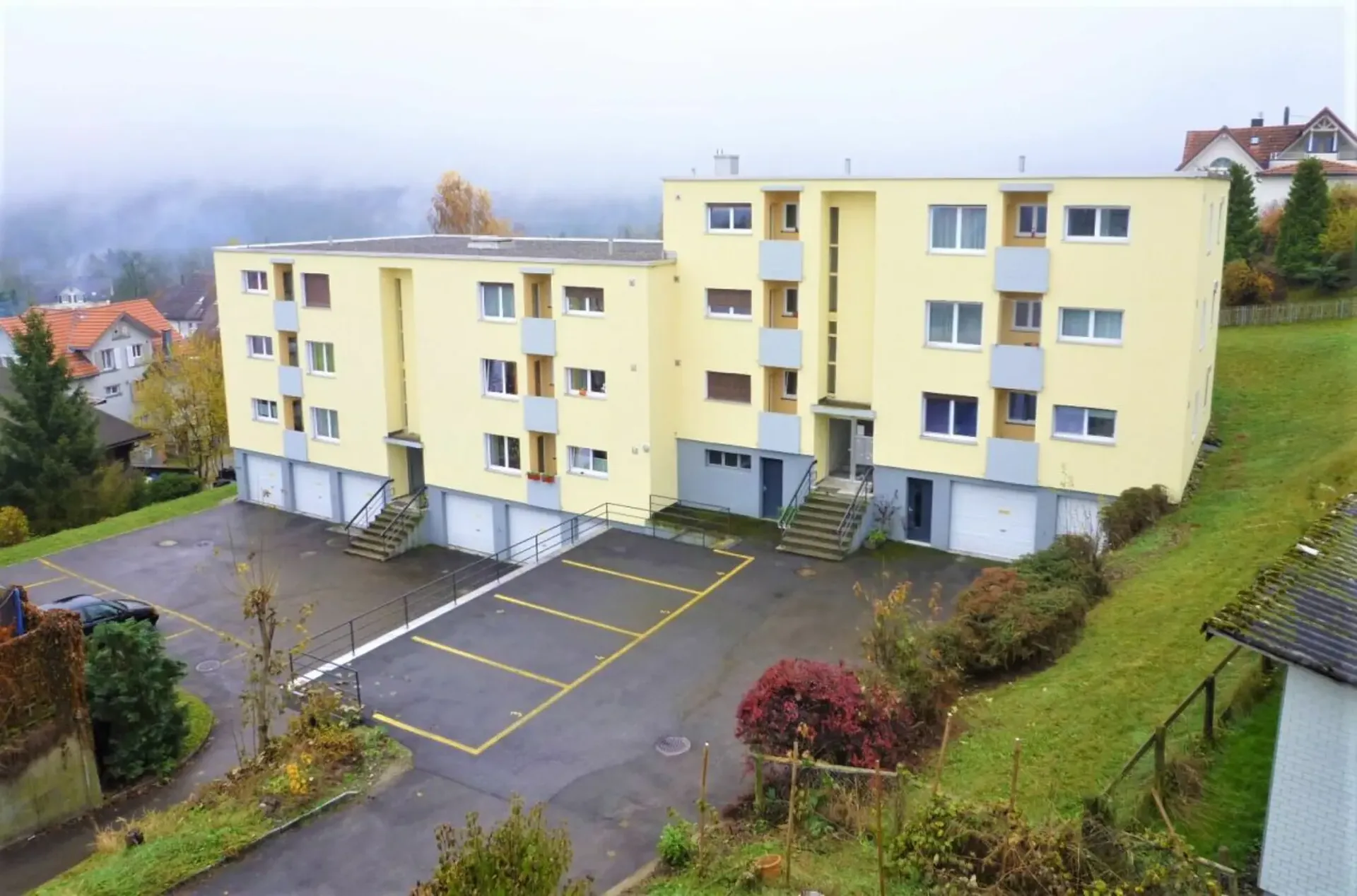 Familienwohnung nähe Schulhaus mit grossen Zimmer und Balkon