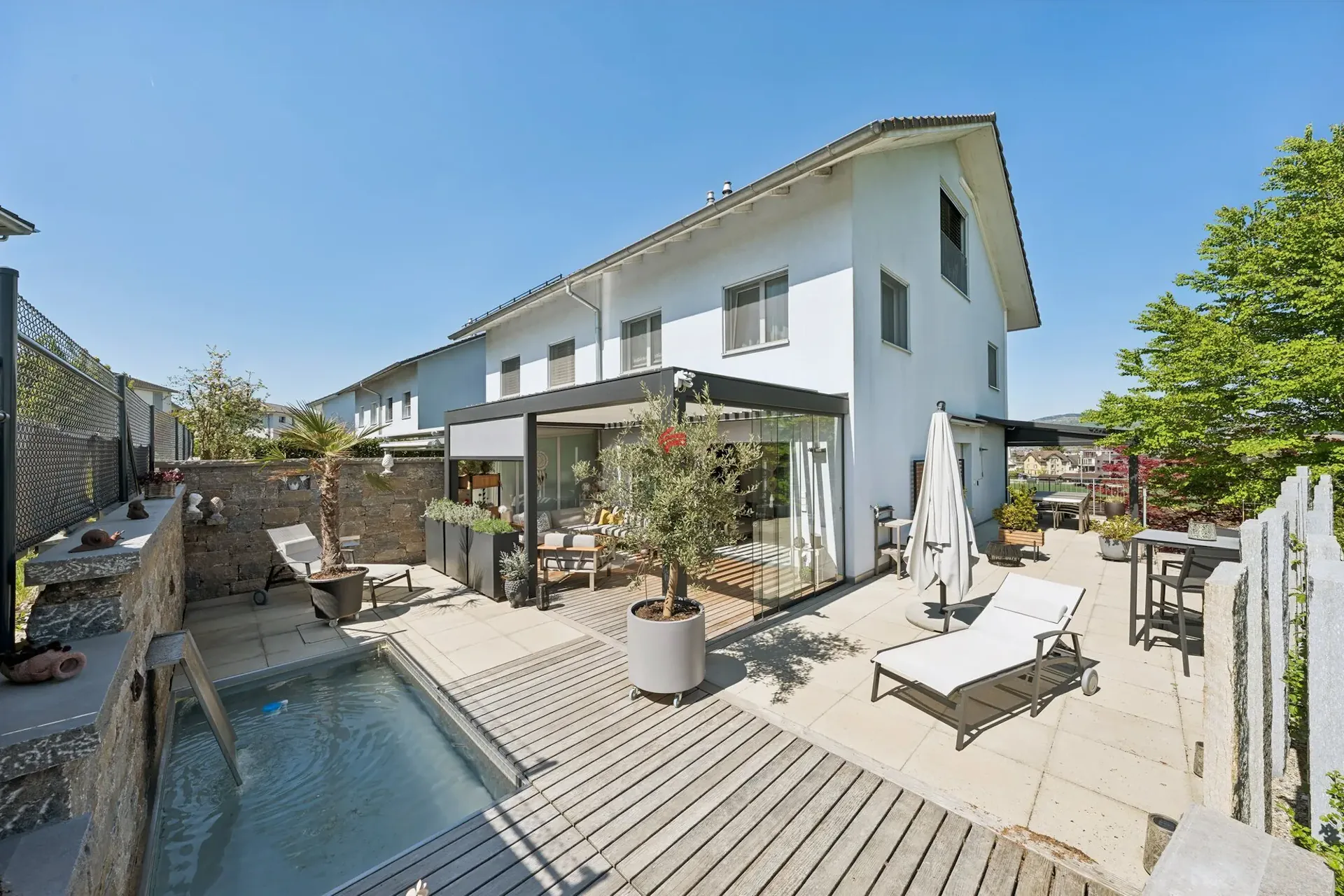 Panorama Doppeleinfamilienhaus mit See- und Bergsicht