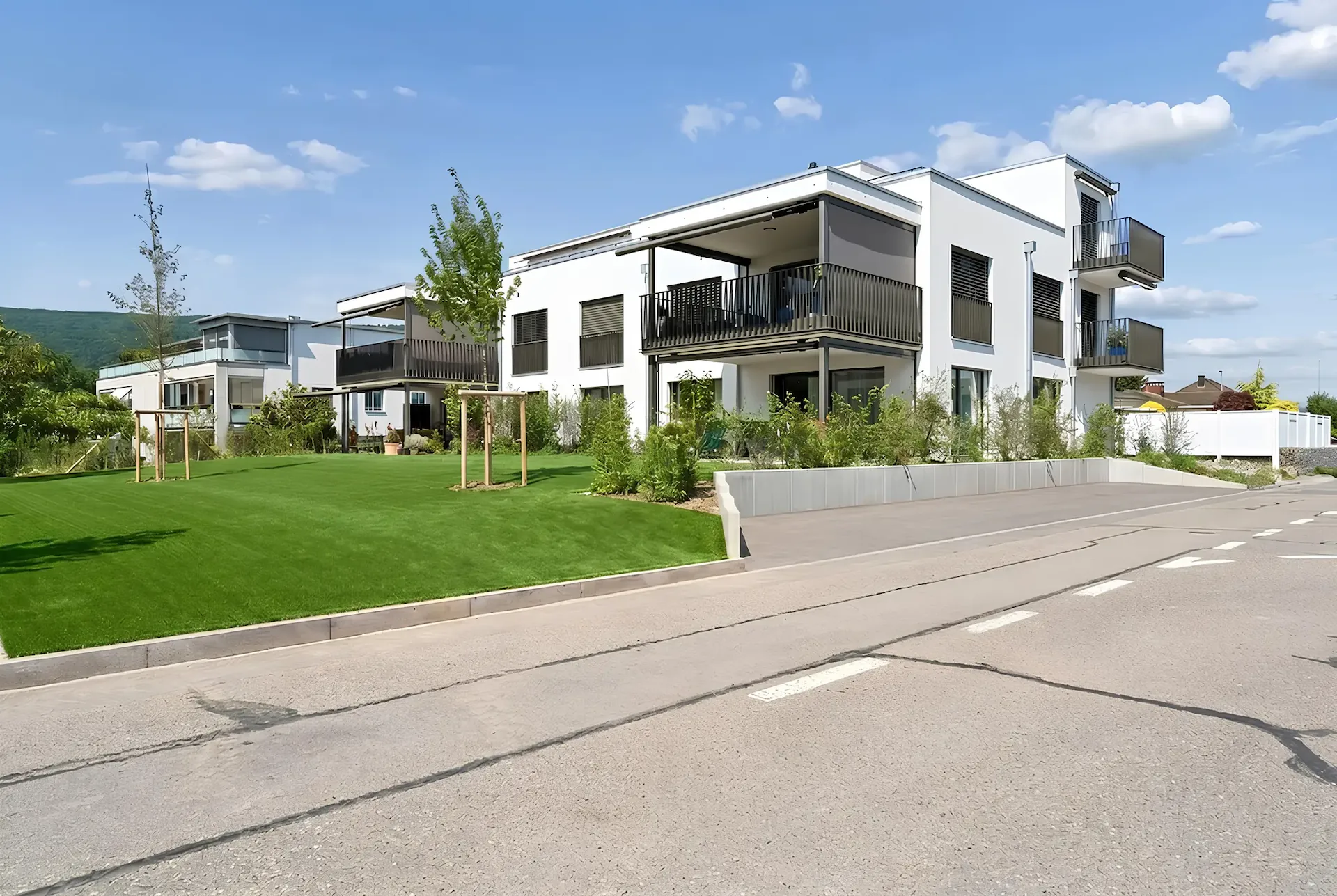 Vivere come in una casa unifamiliare - 4,5 locali con grande giardino privato