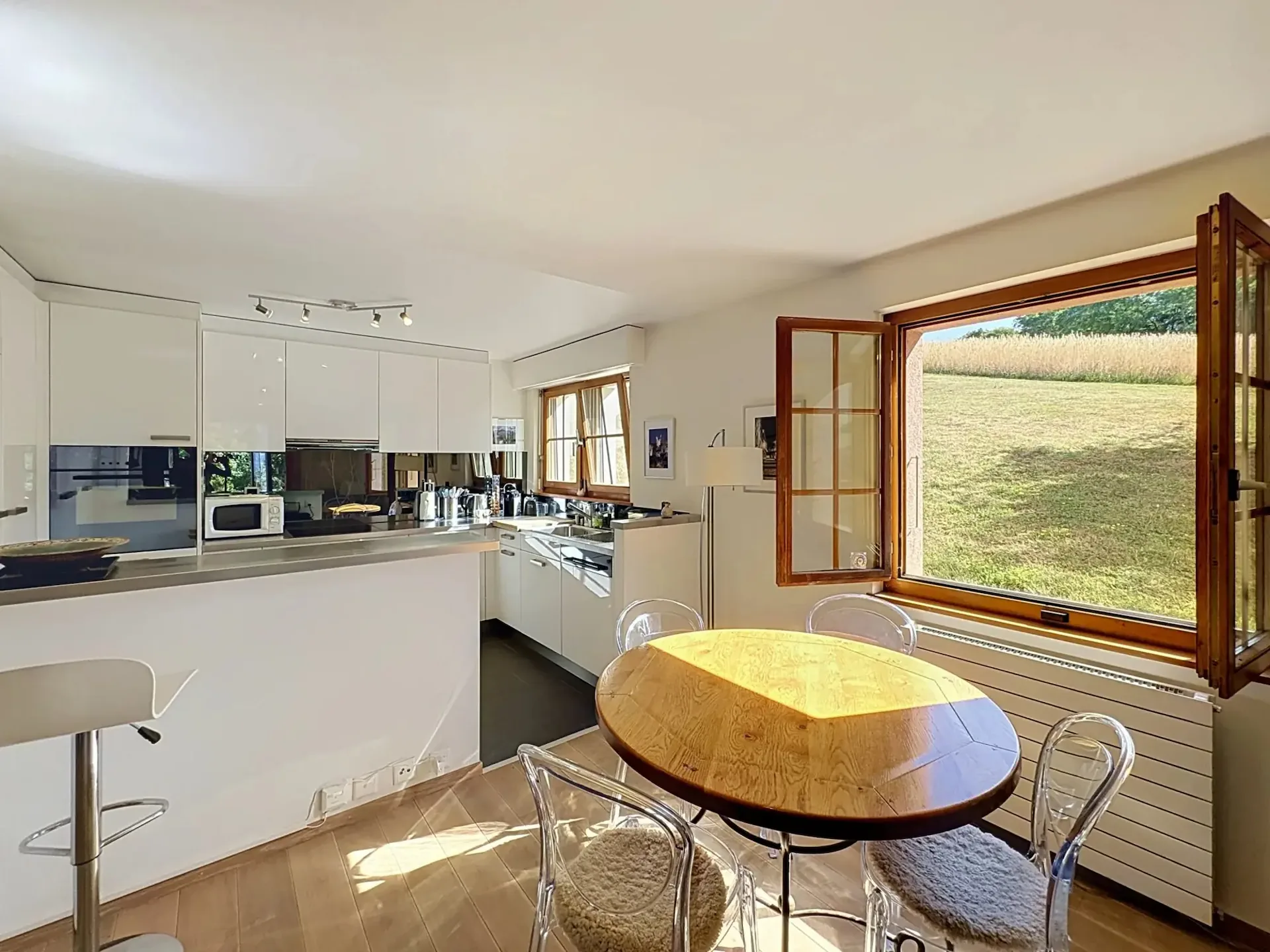 2,5 Zimmer mit 38 m2 Terrasse - Seeblick