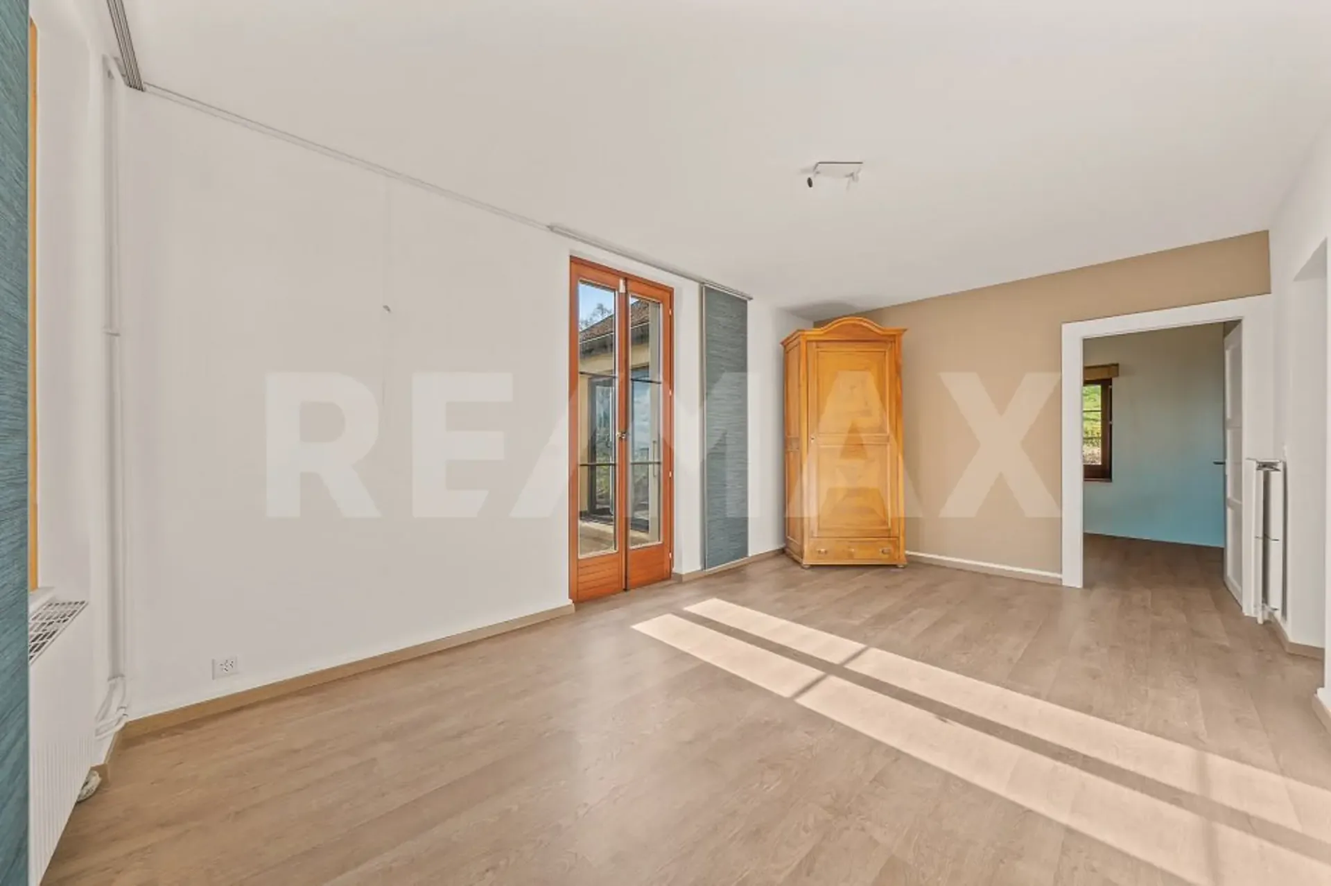 Haus mit Charakter zwischen Weinbergen und See, nahe Nyon