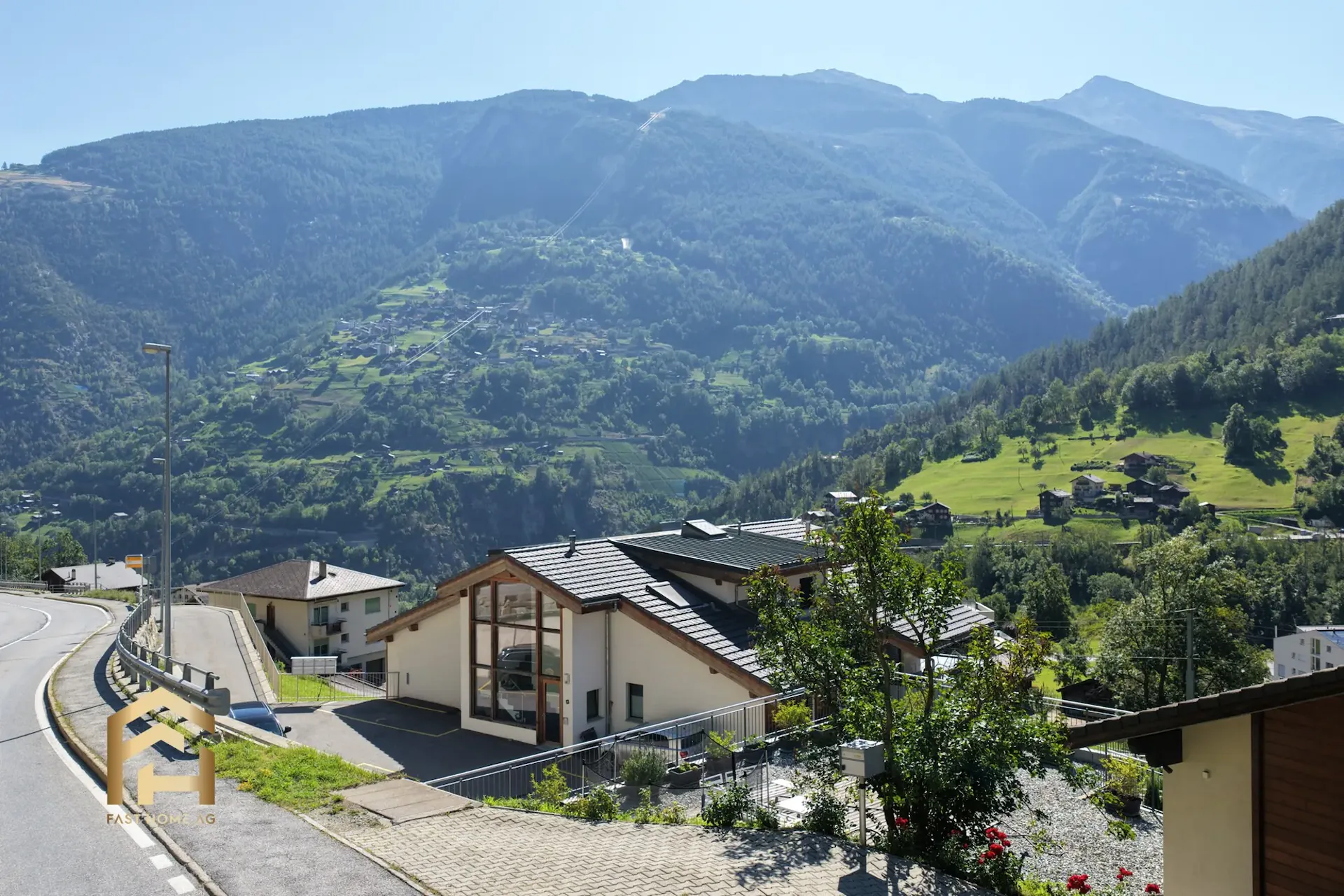 Dreamy 2.5-room attic apartment in Stalden with elevator and panoramic view