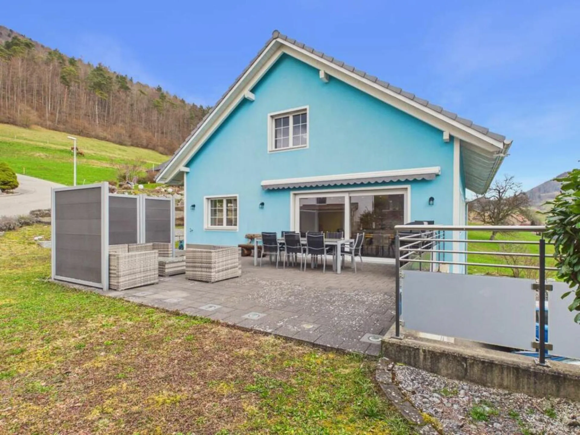 Grosszügige Wohnfläche, modern, tolle Aussicht