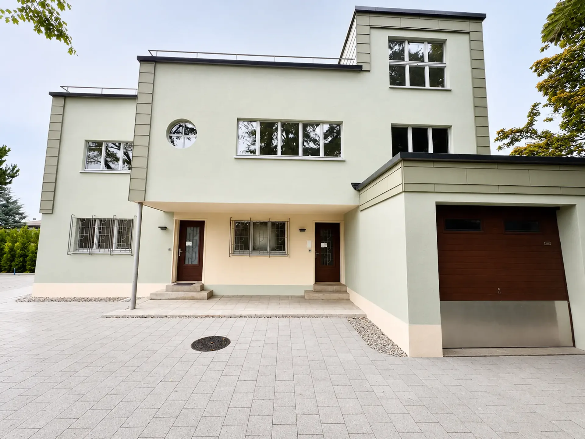 Duplex mit Dachterrasse und eigenem Garten von 670m2