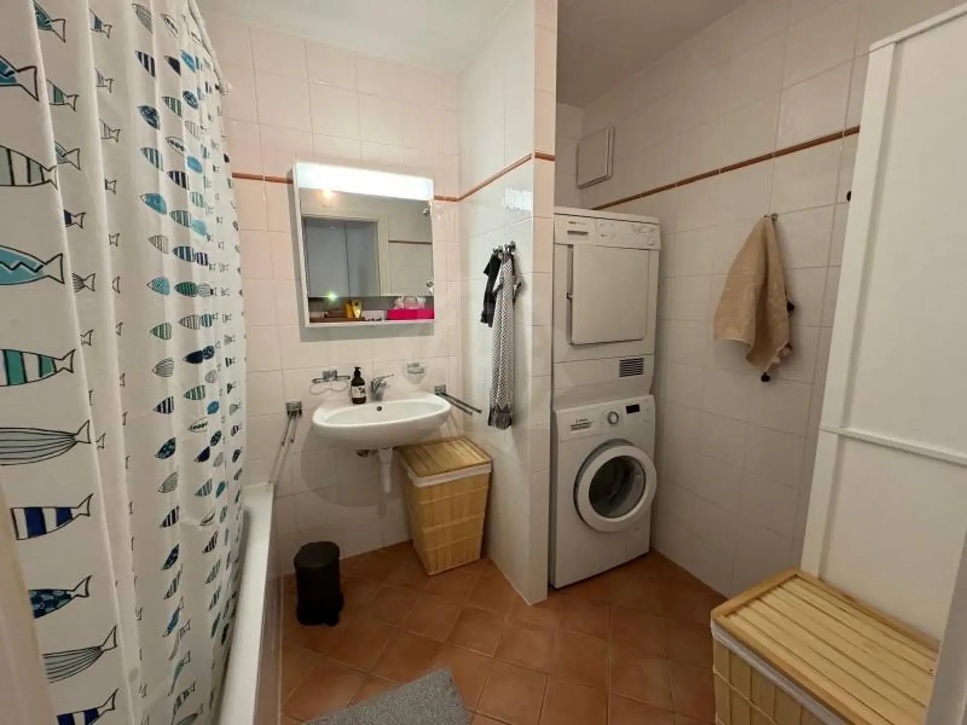 Appartement mit Durchgang - Nyon