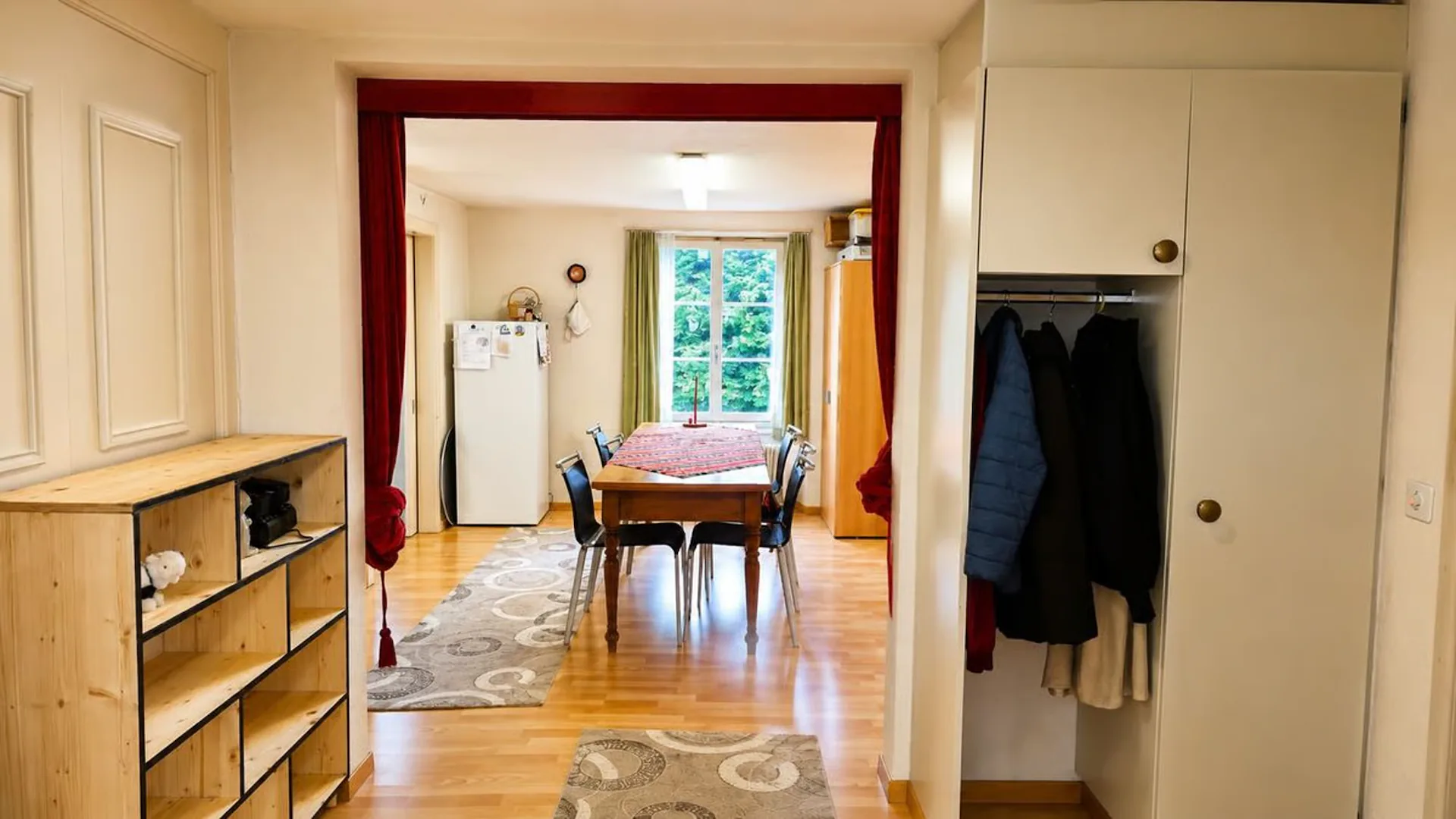 Maison polyvalente à louer à Linthal