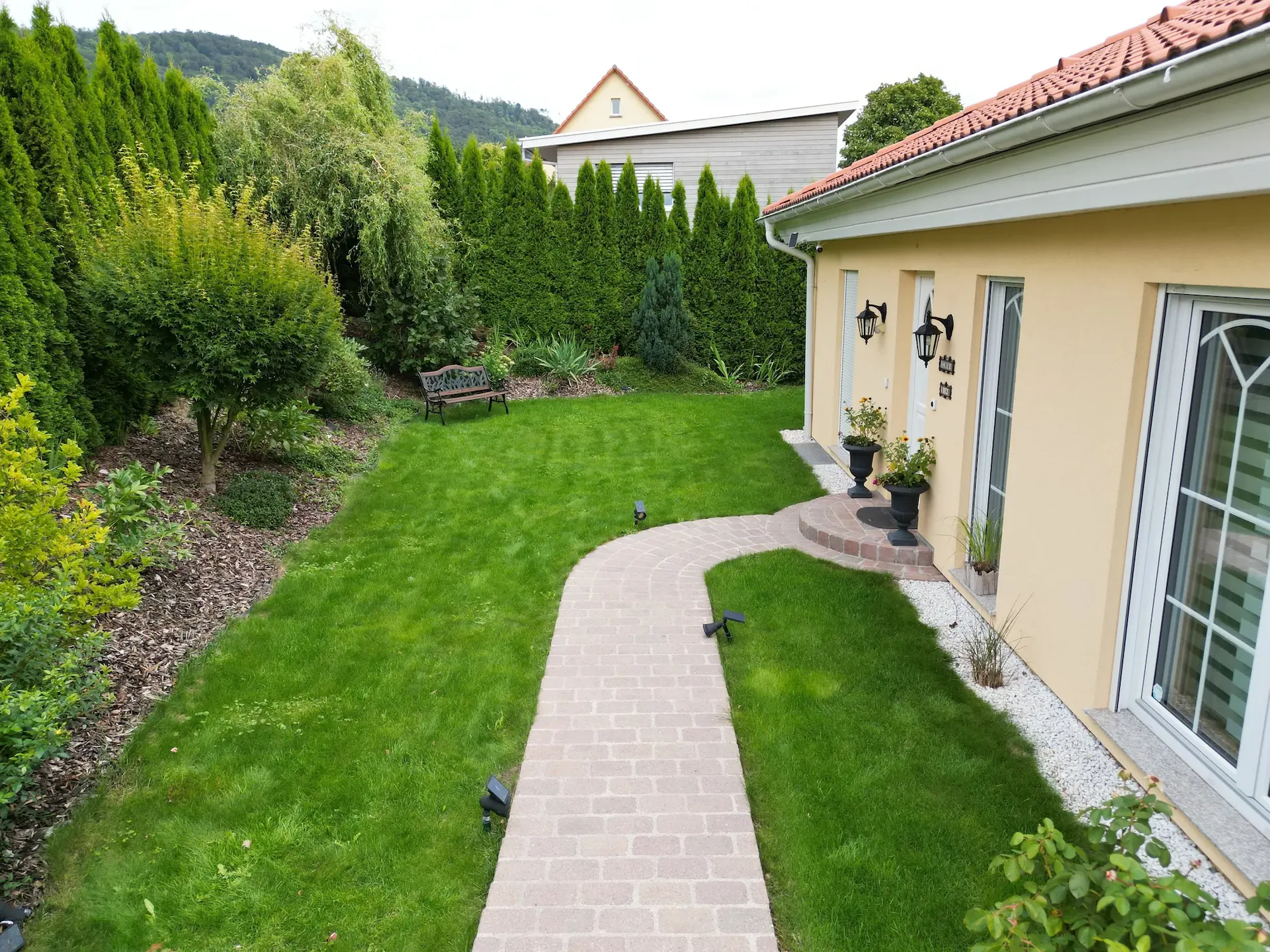 Maison unifamiliale de 8,5 pièces avec piscine et vue panoramique à Stüsslingen