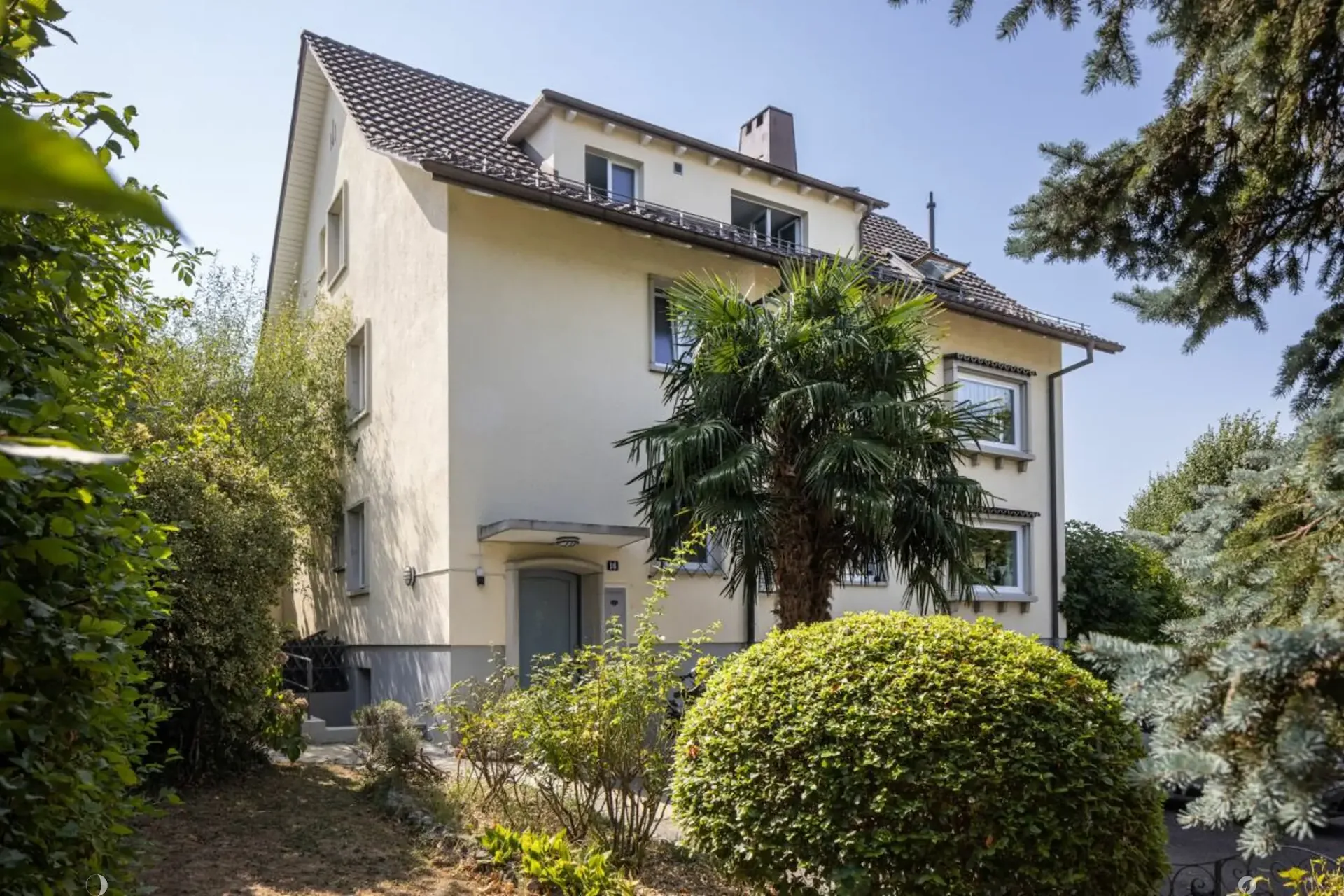 Immeuble résidentiel avec terrain à construire dans le joli quartier de Linden à Bienne BE