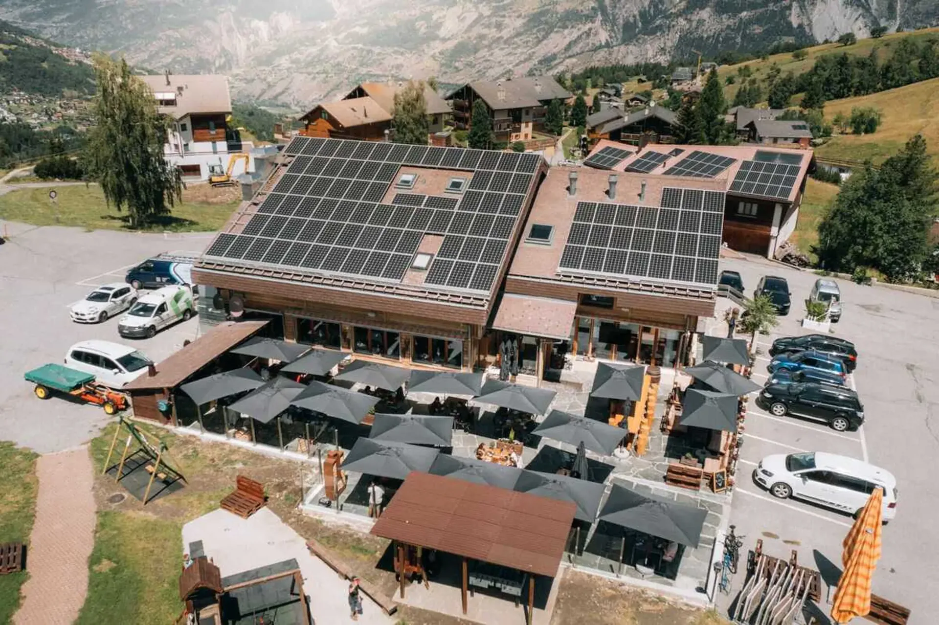 ZU MIETEN: Erstklassiges Hotel-Restaurant RONALP in Bürchen an top Lag